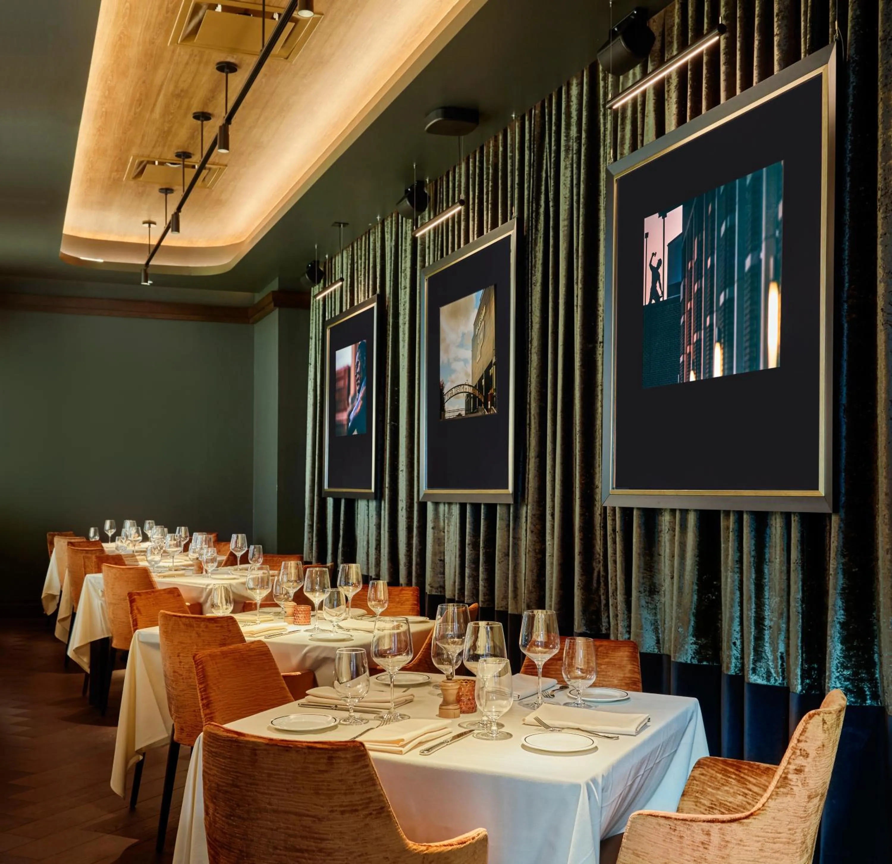 Restaurant/places to eat in The Union Club Hotel at Purdue University, Autograph Collection