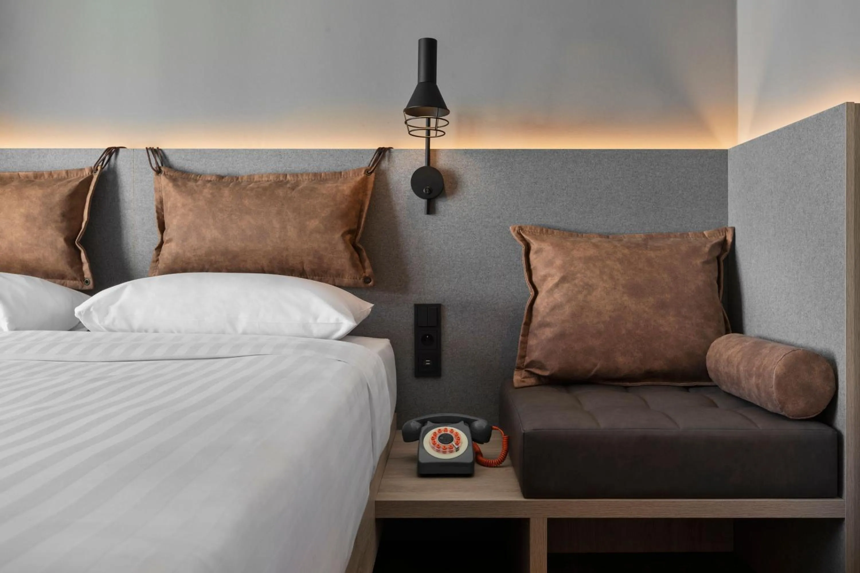 Photo of the whole room, Bed in Moxy Szczecin City