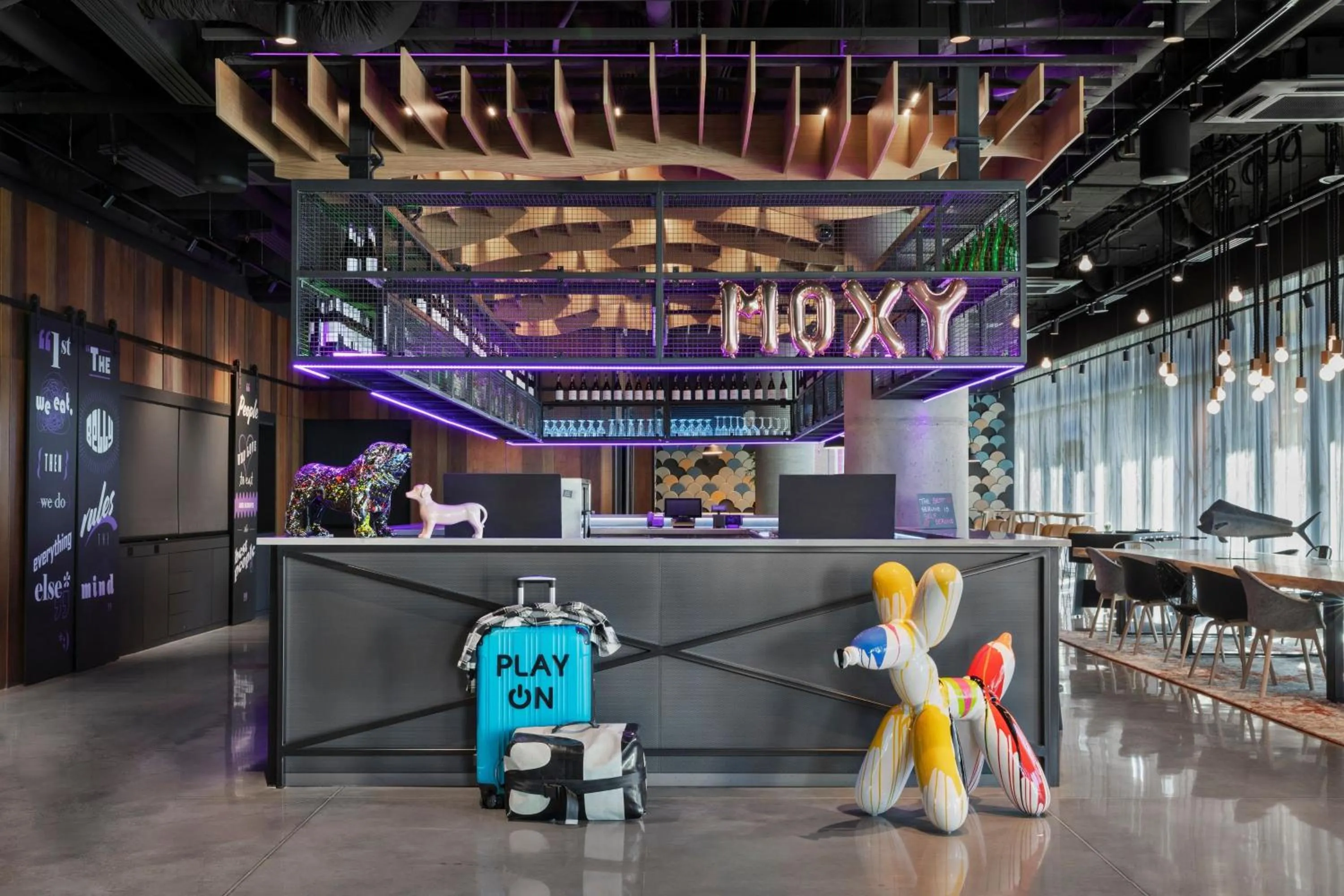 Lobby or reception in Moxy Szczecin City