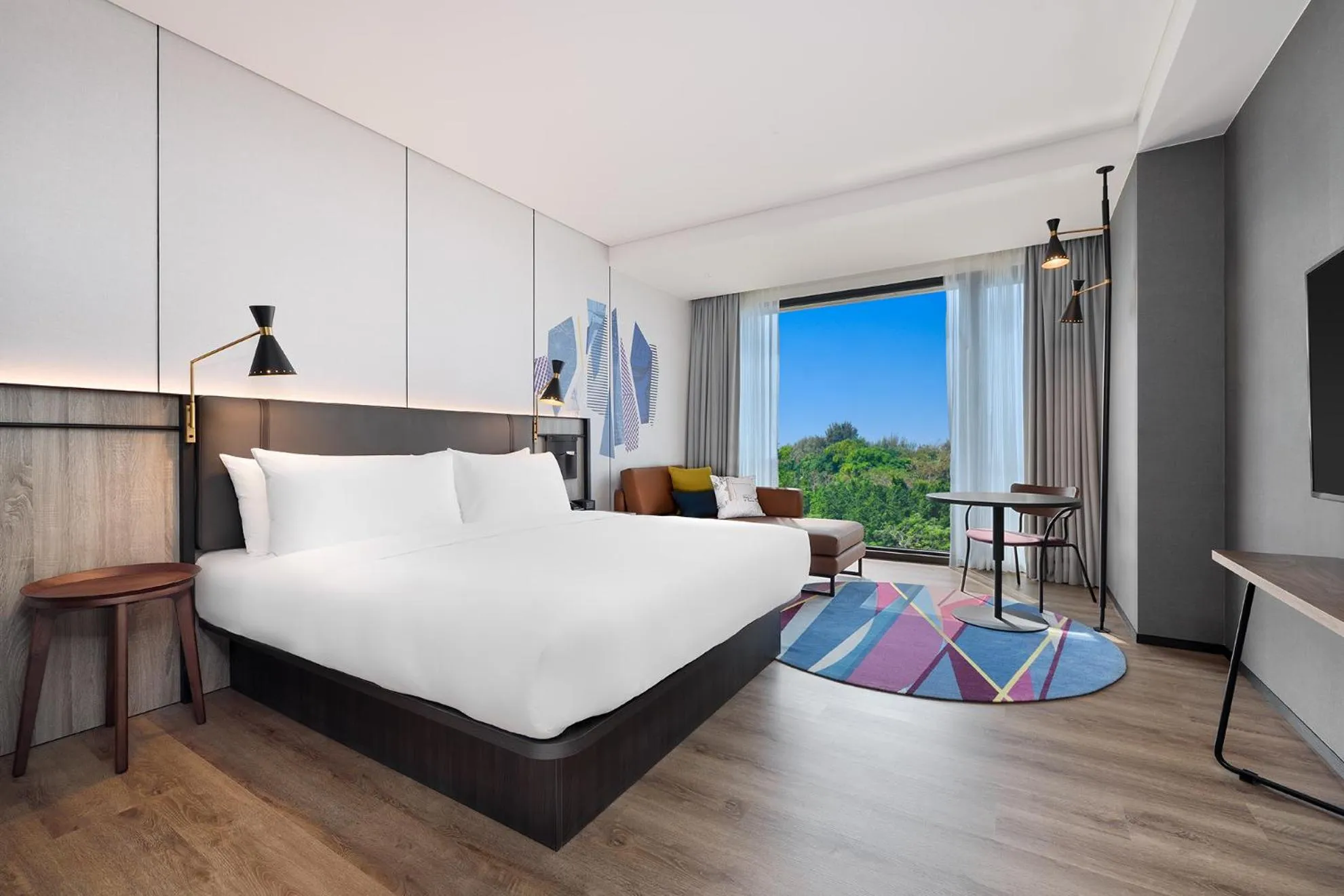 Photo of the whole room, Bed in Aloft Tainan Anping