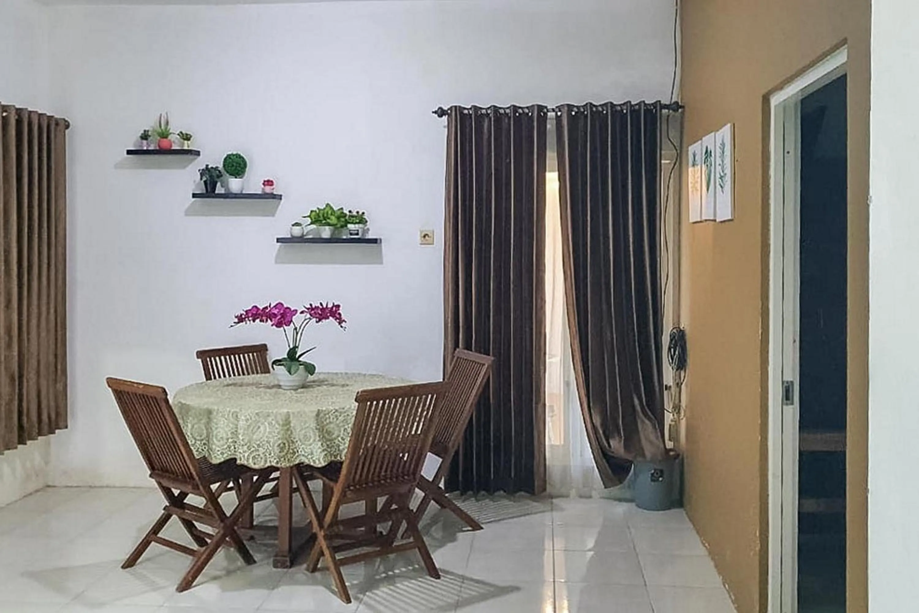 Syafa Homestay Syariah Mitra RedDoorz