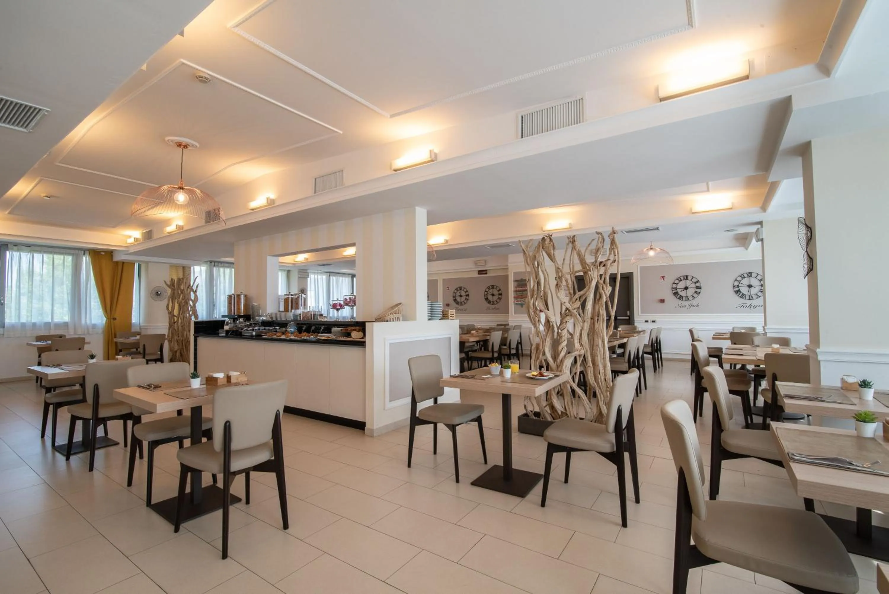 Food and drinks, Restaurant/Places to Eat in Hotel Miro'