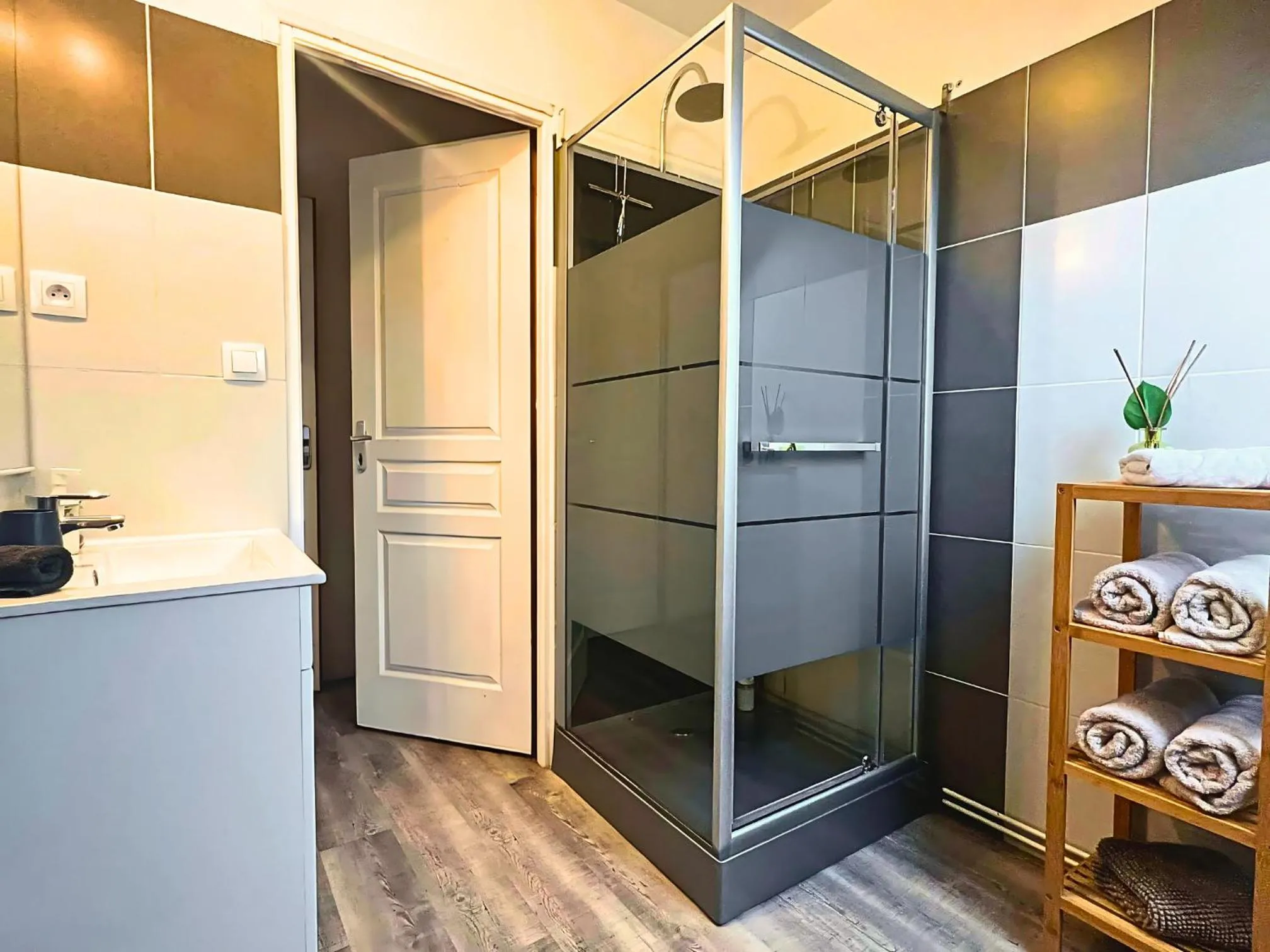 Shower in Studio'Moment Saint-Omer Centre