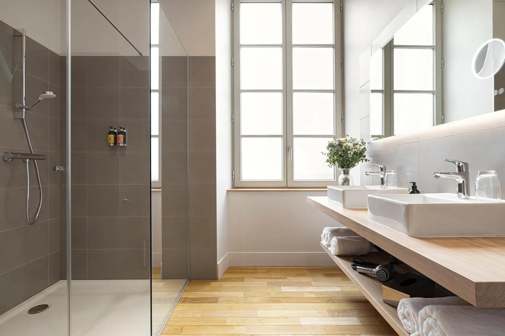 Shower in Domaine et Château de Valinches