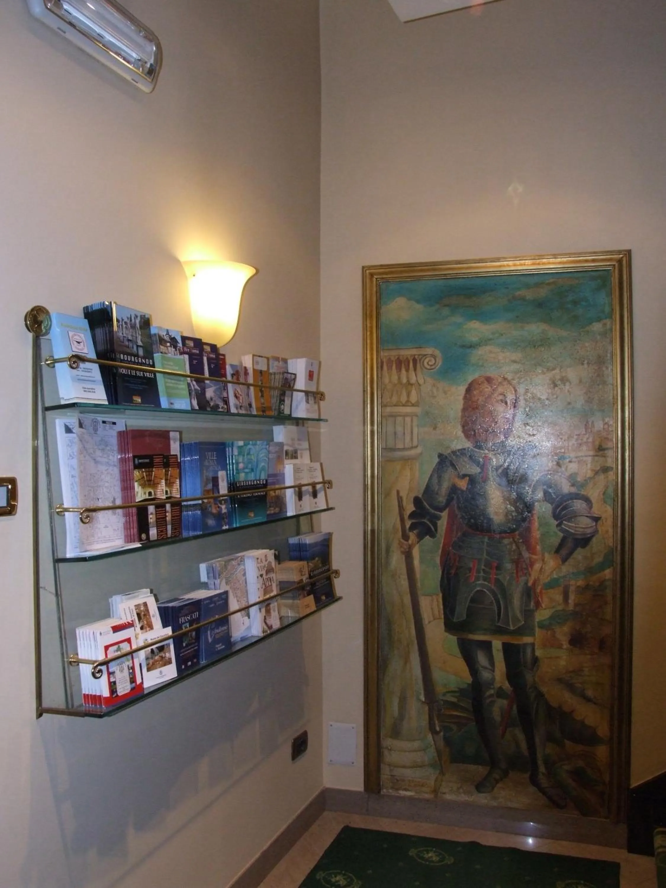 Decorative detail in Colonna Hotel