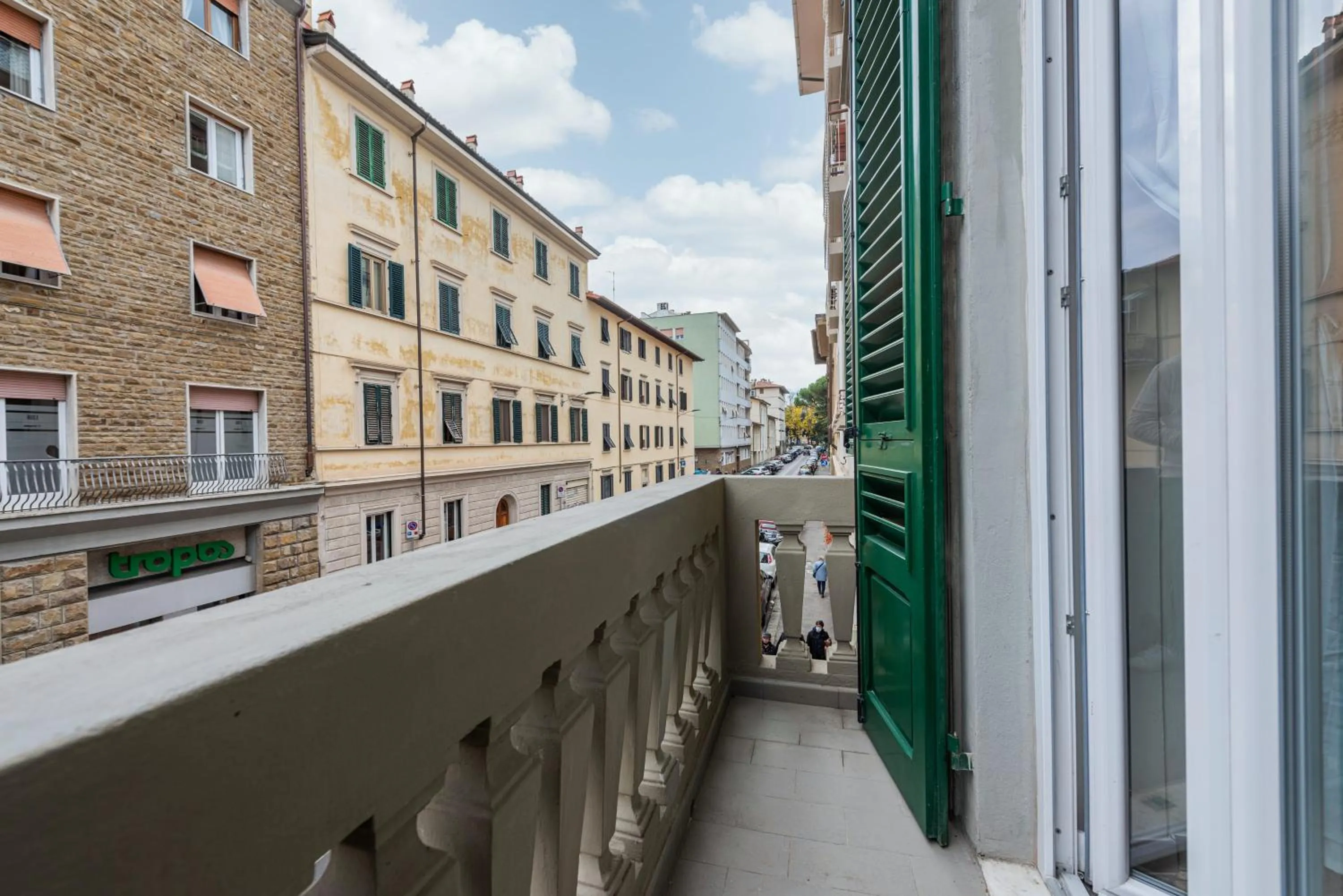 Balcony/Terrace in Marimat by Mmega