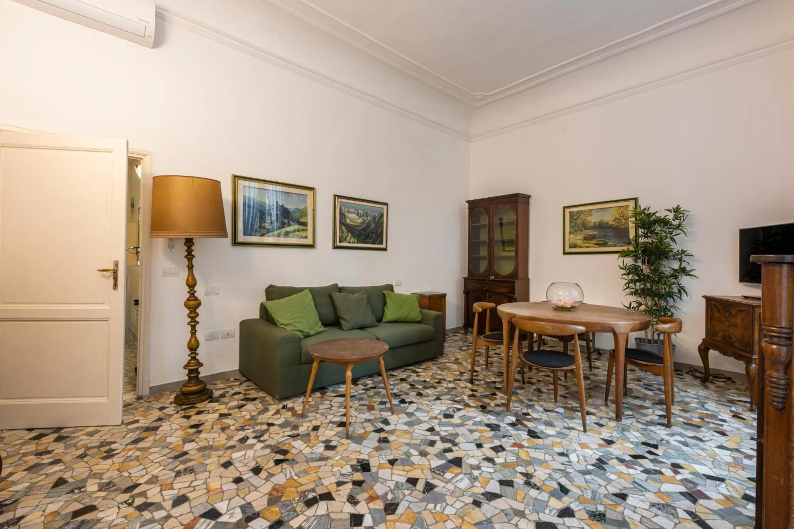 Living room in Marimat by Mmega