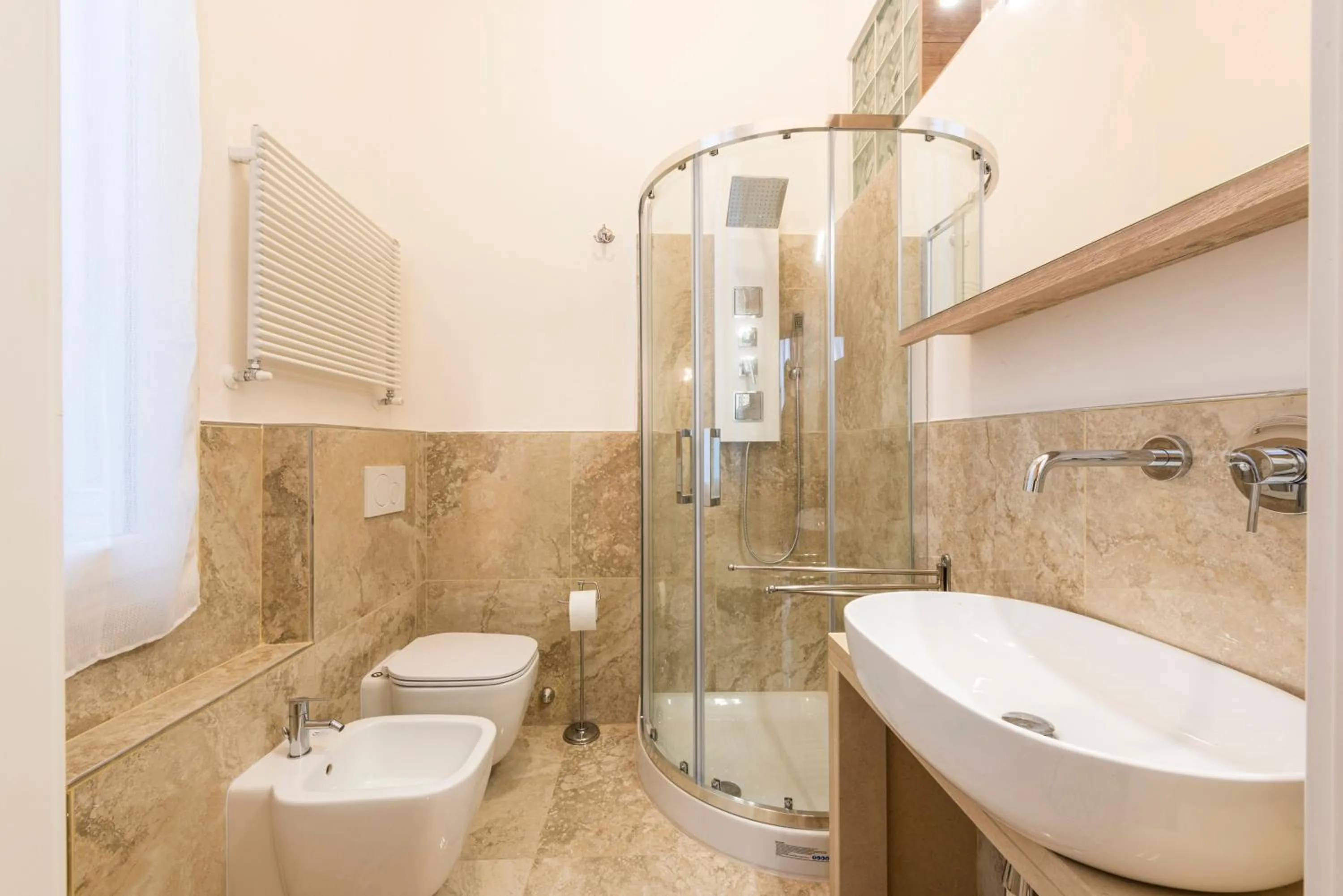 Bathroom in Marimat by Mmega