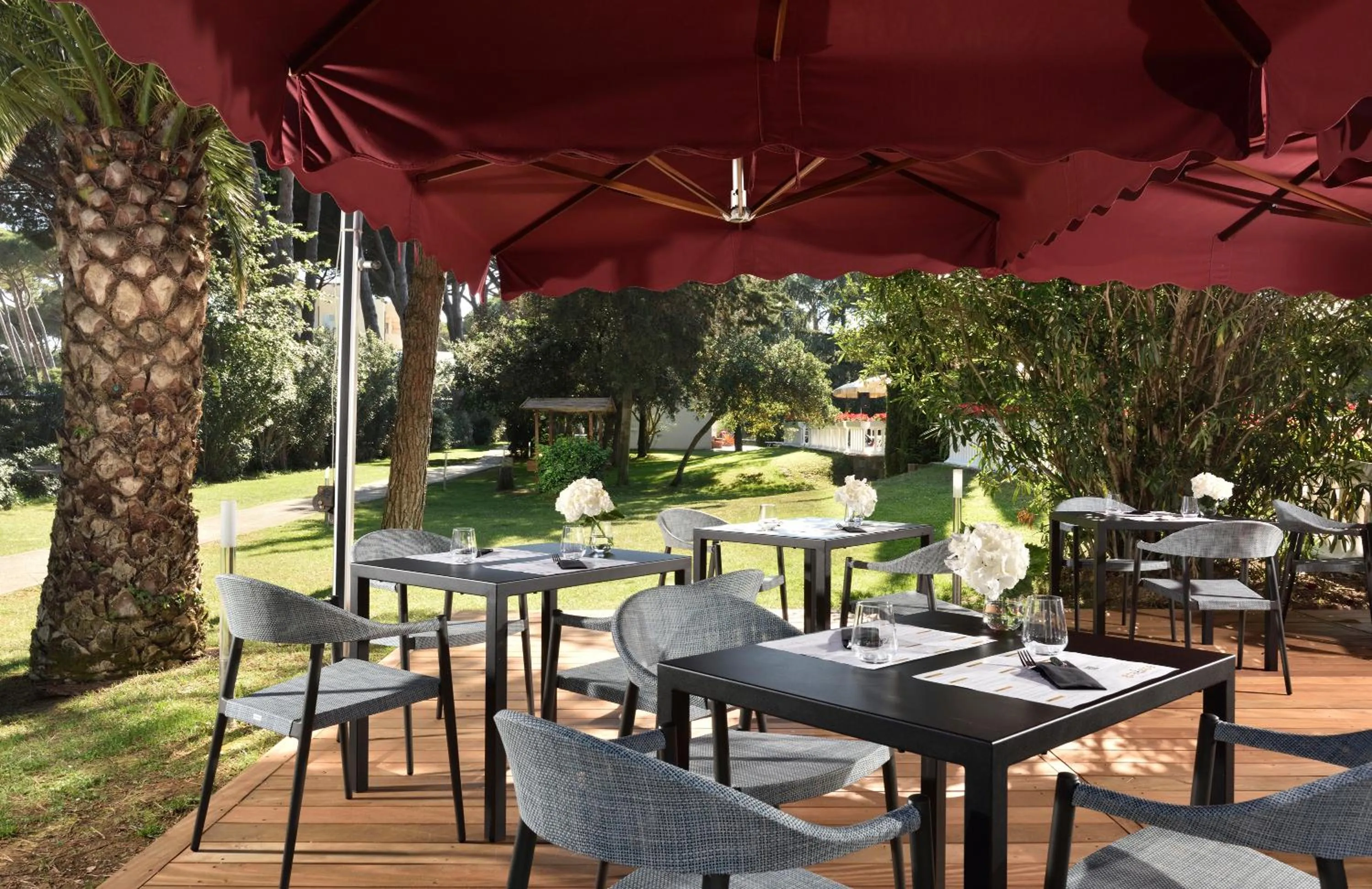 Restaurant/places to eat in Park Hotel Marinetta - Beach & Spa