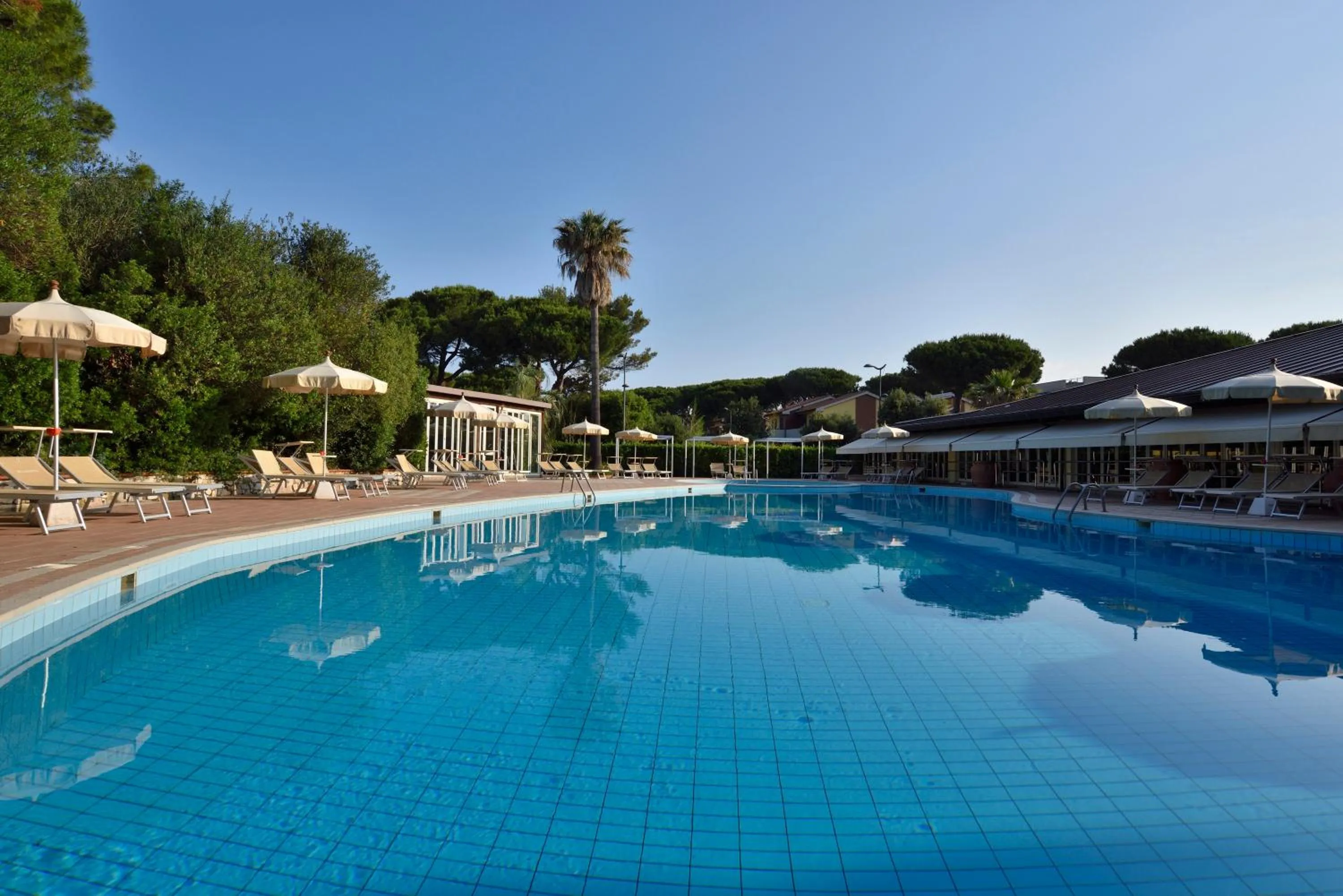 Swimming pool in Park Hotel Marinetta - Beach & Spa