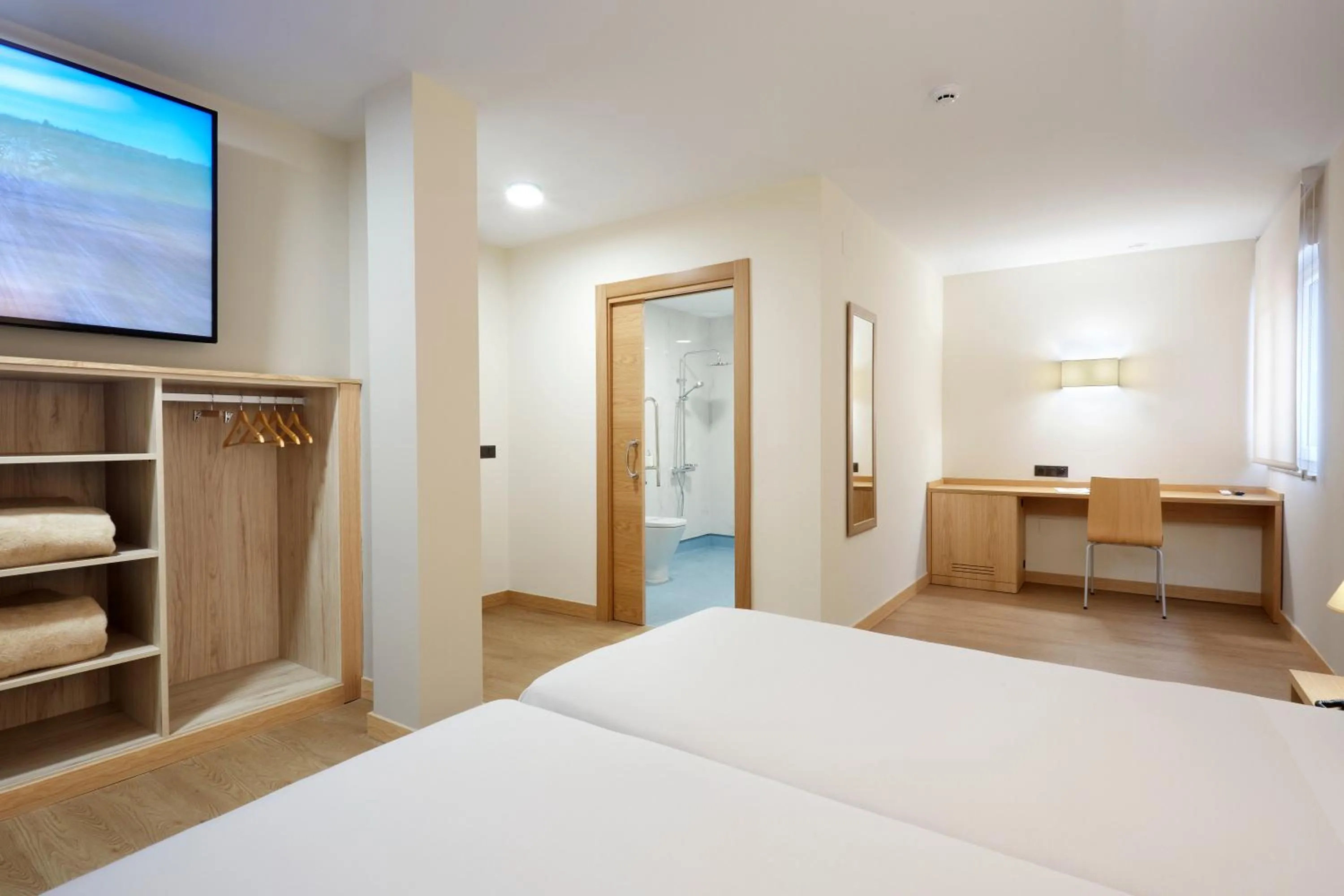 Bed in Hotel Arias Aeropuerto