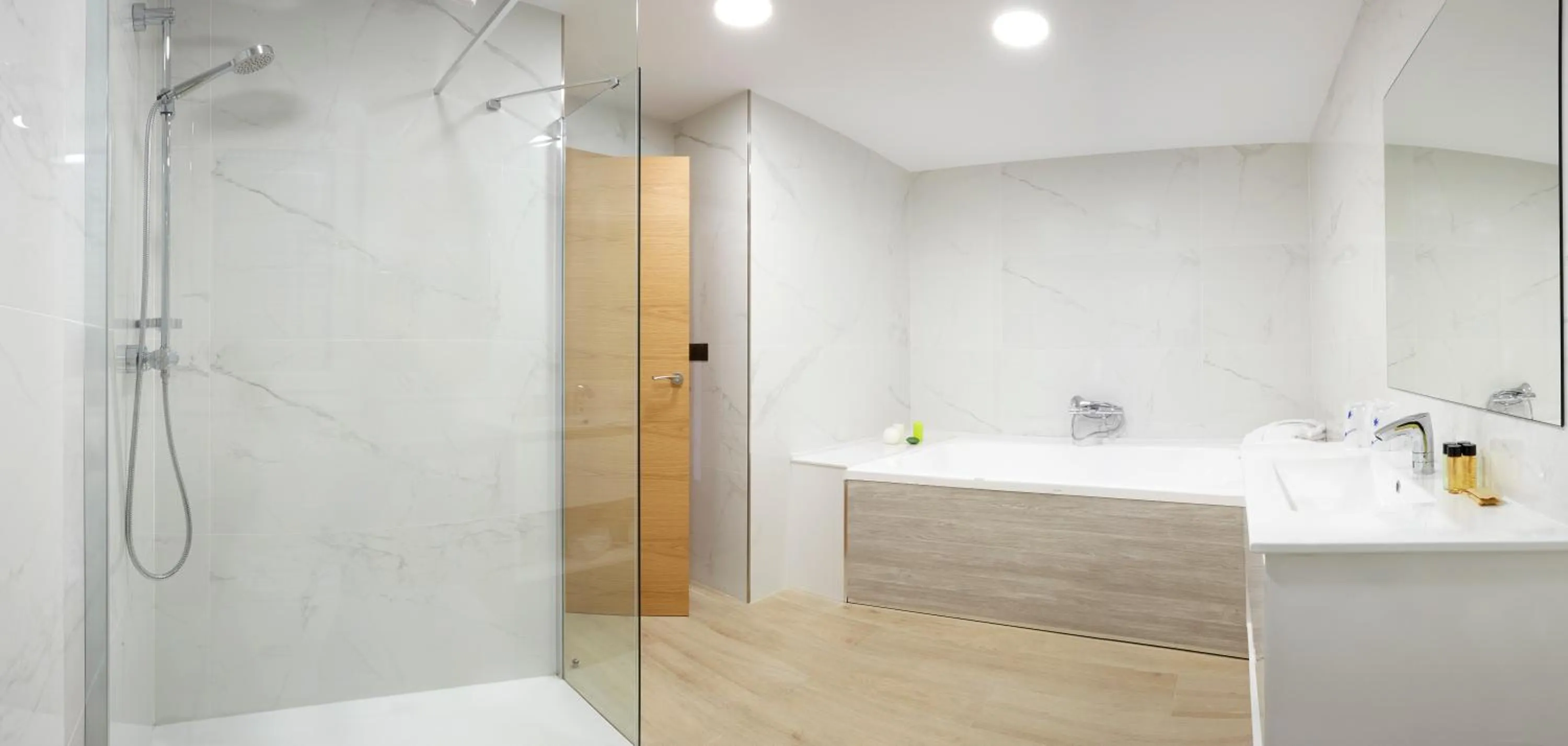 Hotel Arias Aeropuerto