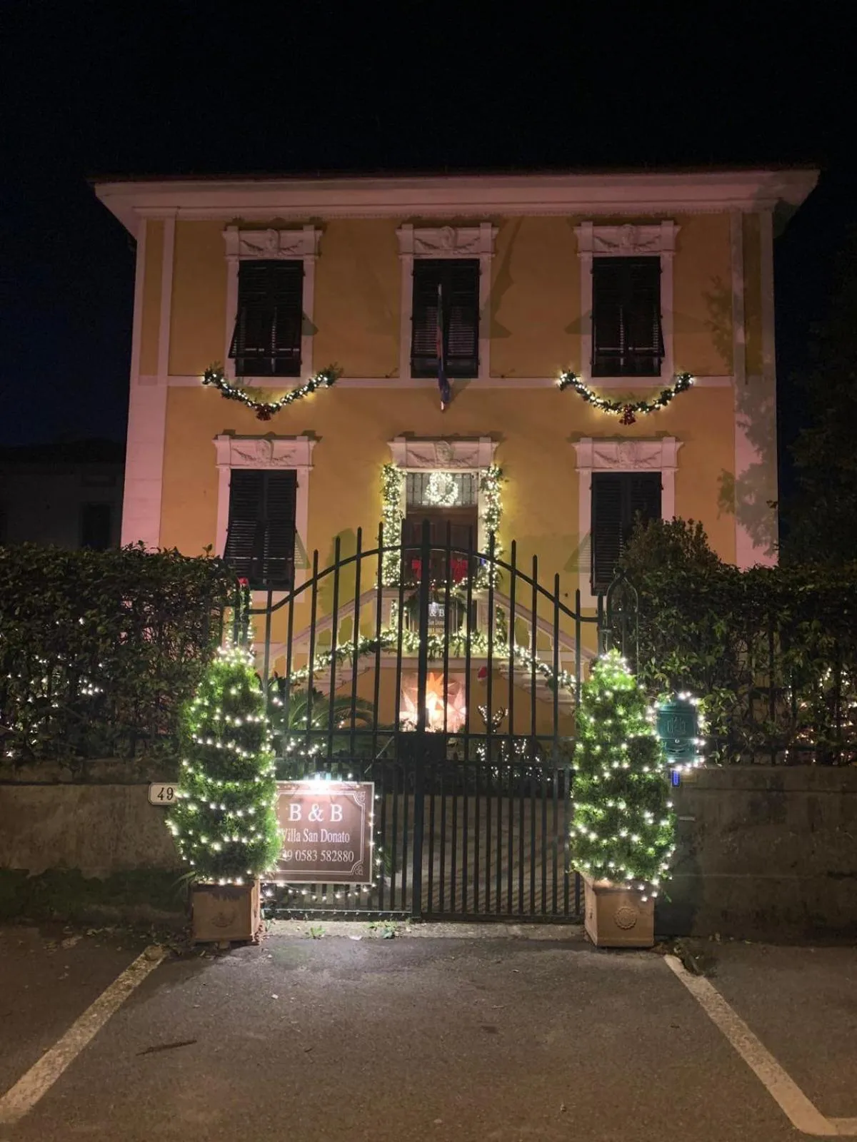 Property building in Villa San Donato B&B