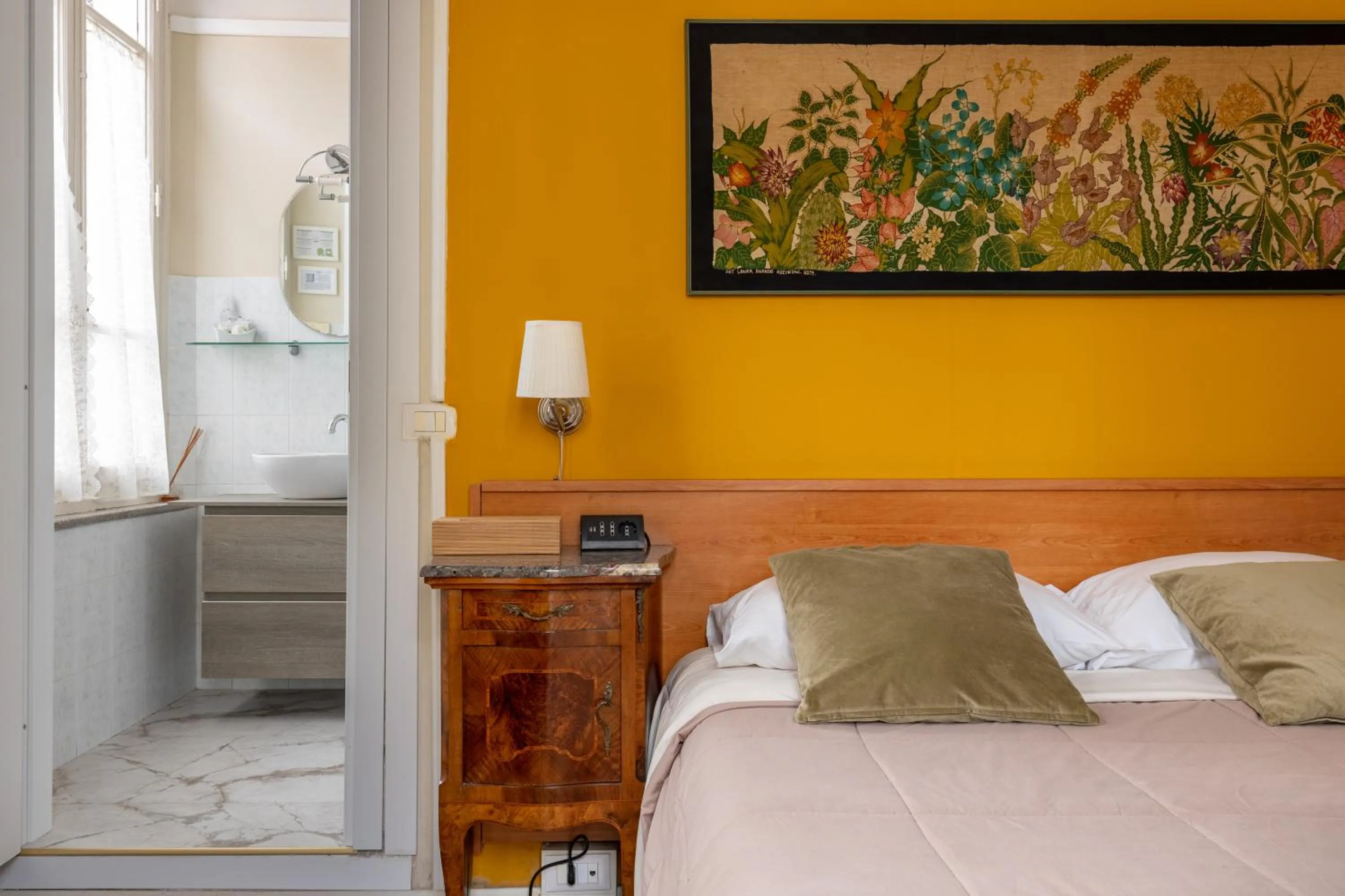 Bed in Villa San Donato B&B