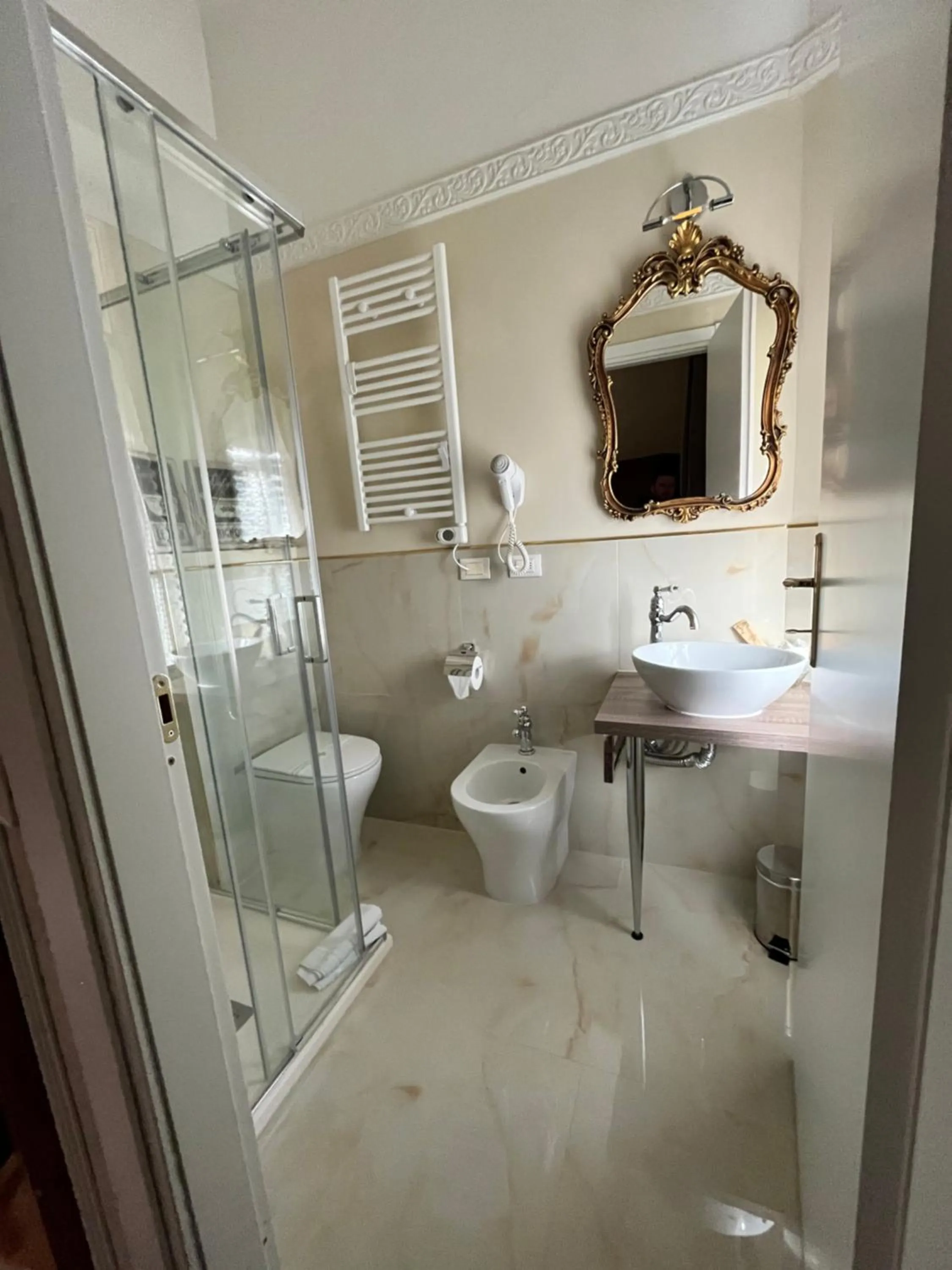 Shower in Villa San Donato B&B