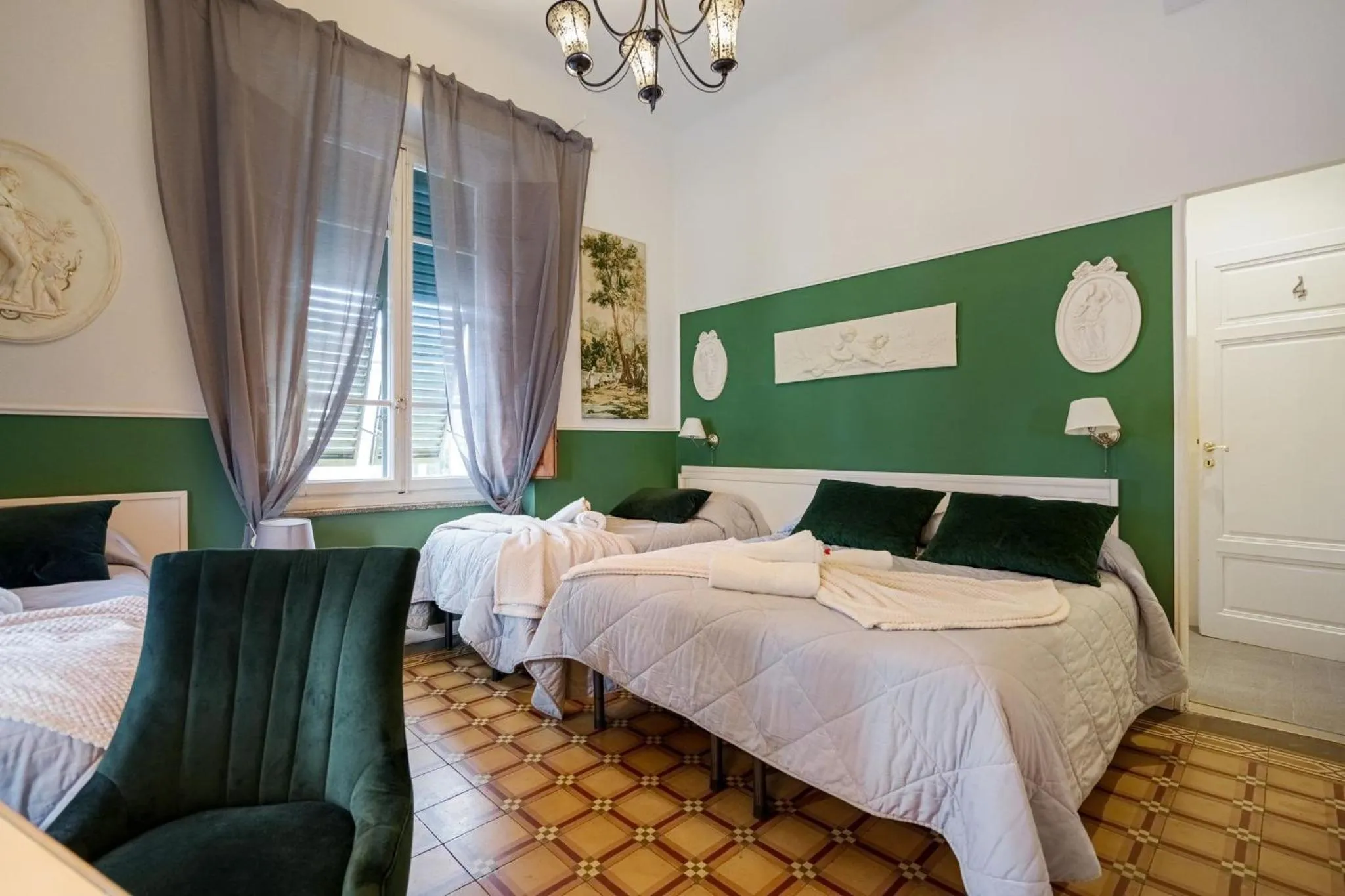 Bed in Villa San Donato B&B