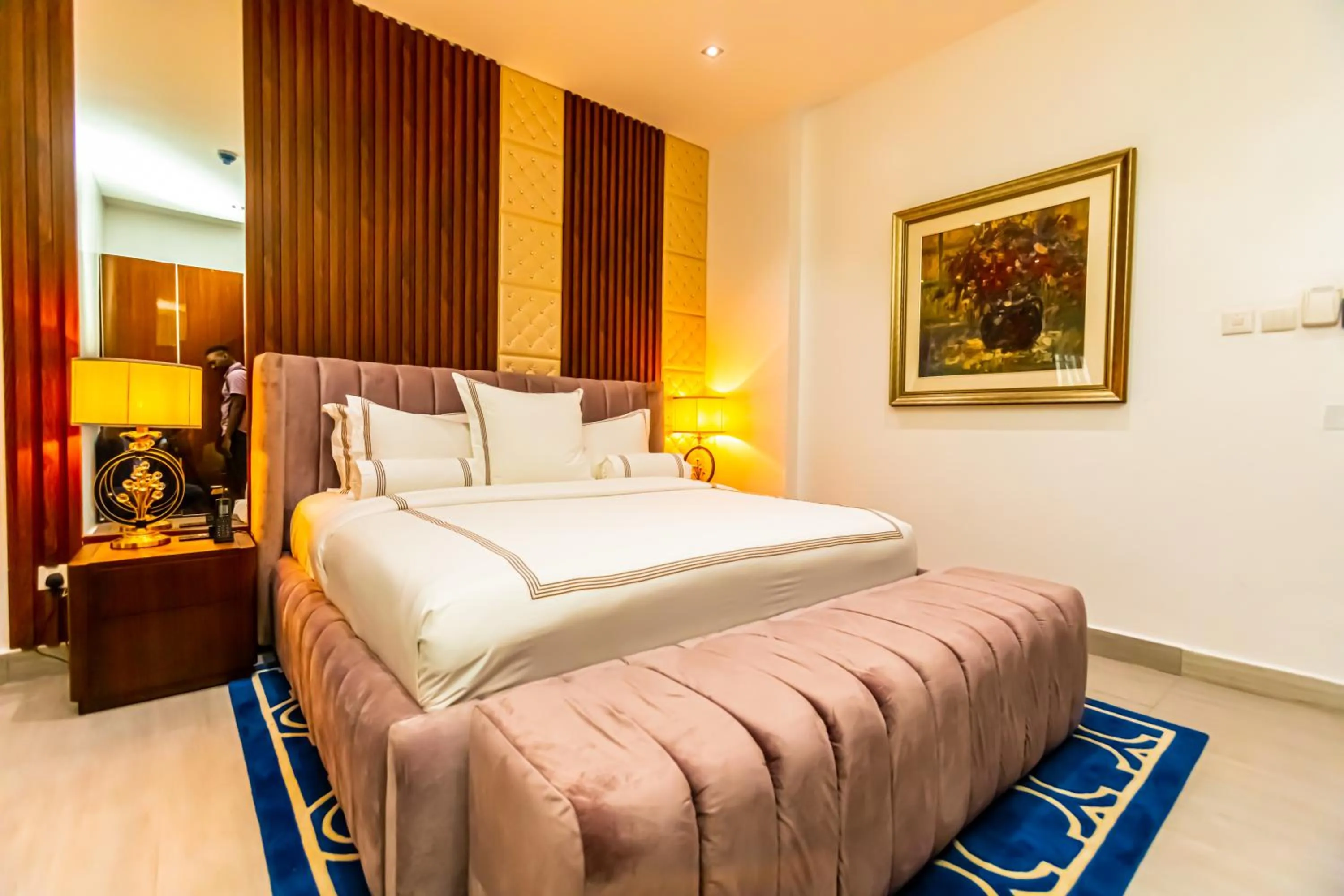 Bedroom, Bed in Isglo Hotels Ikoyi