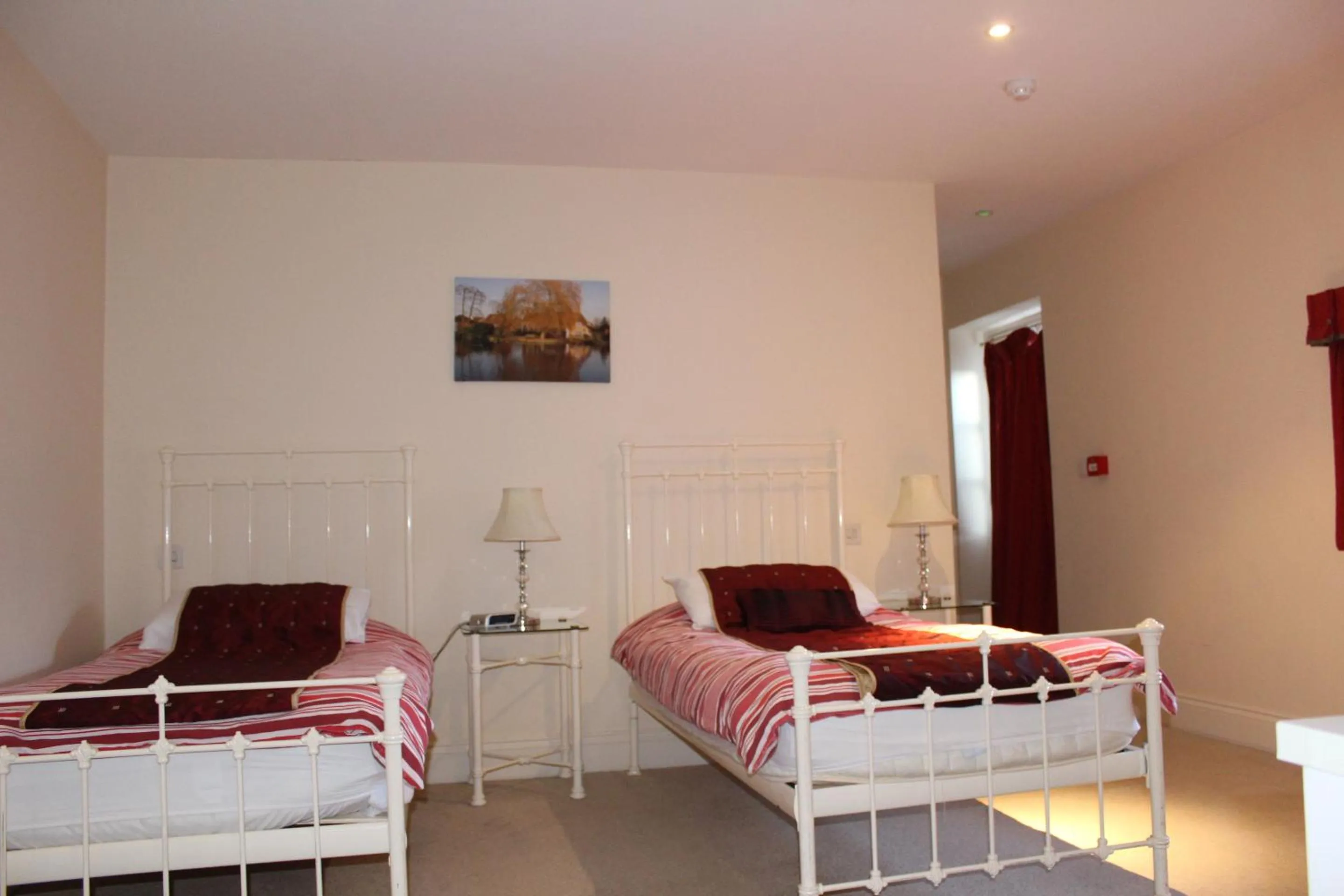 Bedroom, Bed in The Bulls Head