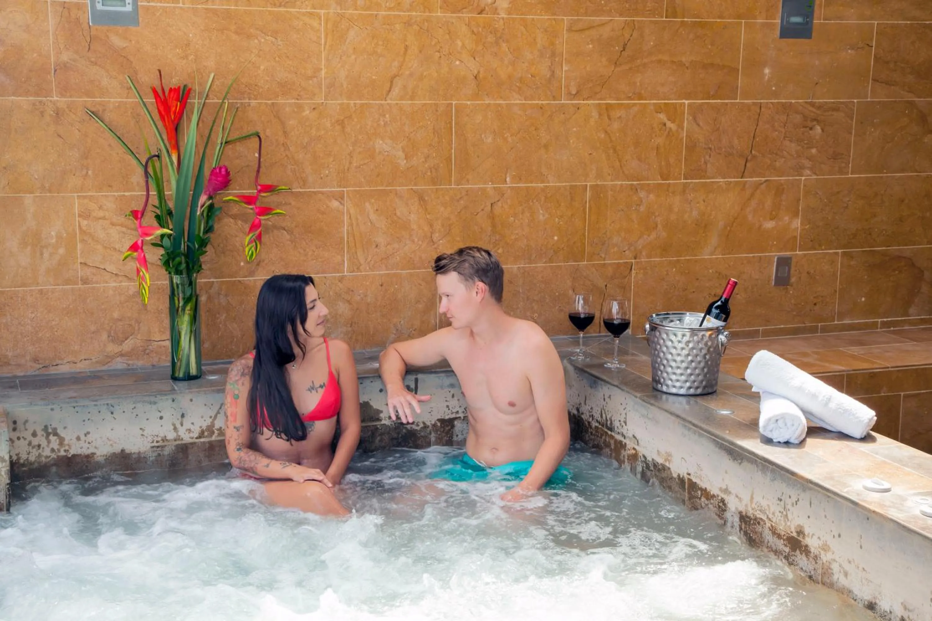 Hot Tub in Edificio Helena