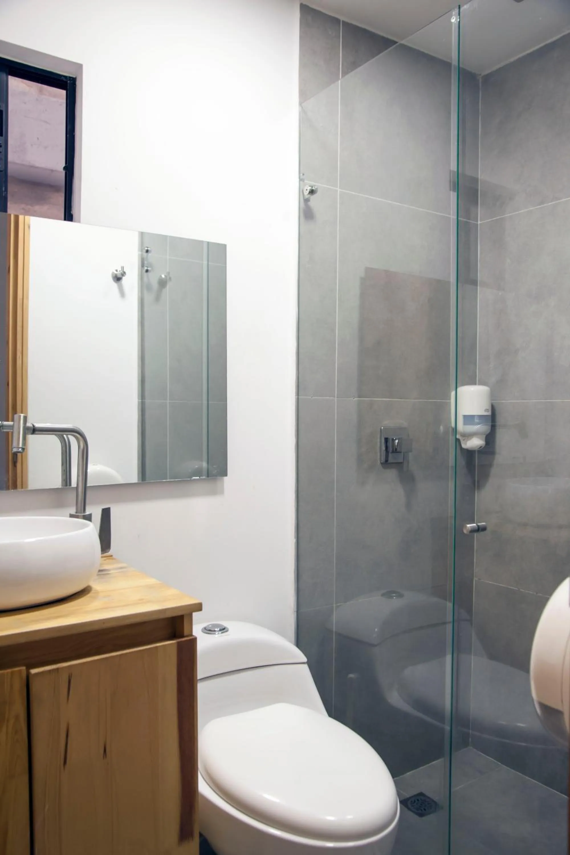 Shower in Edificio Helena