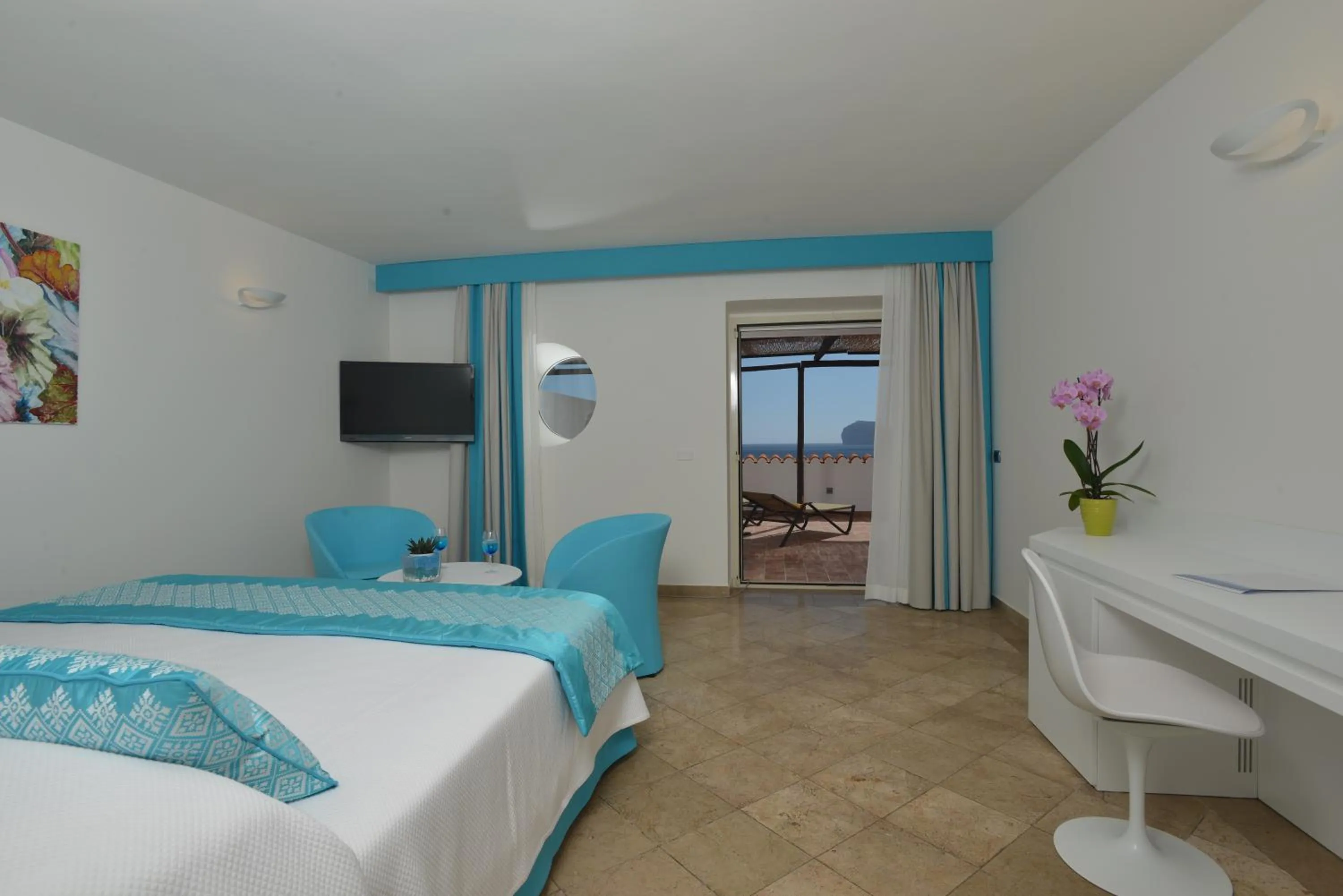 Bedroom, Bed in El Faro Hotel & Spa