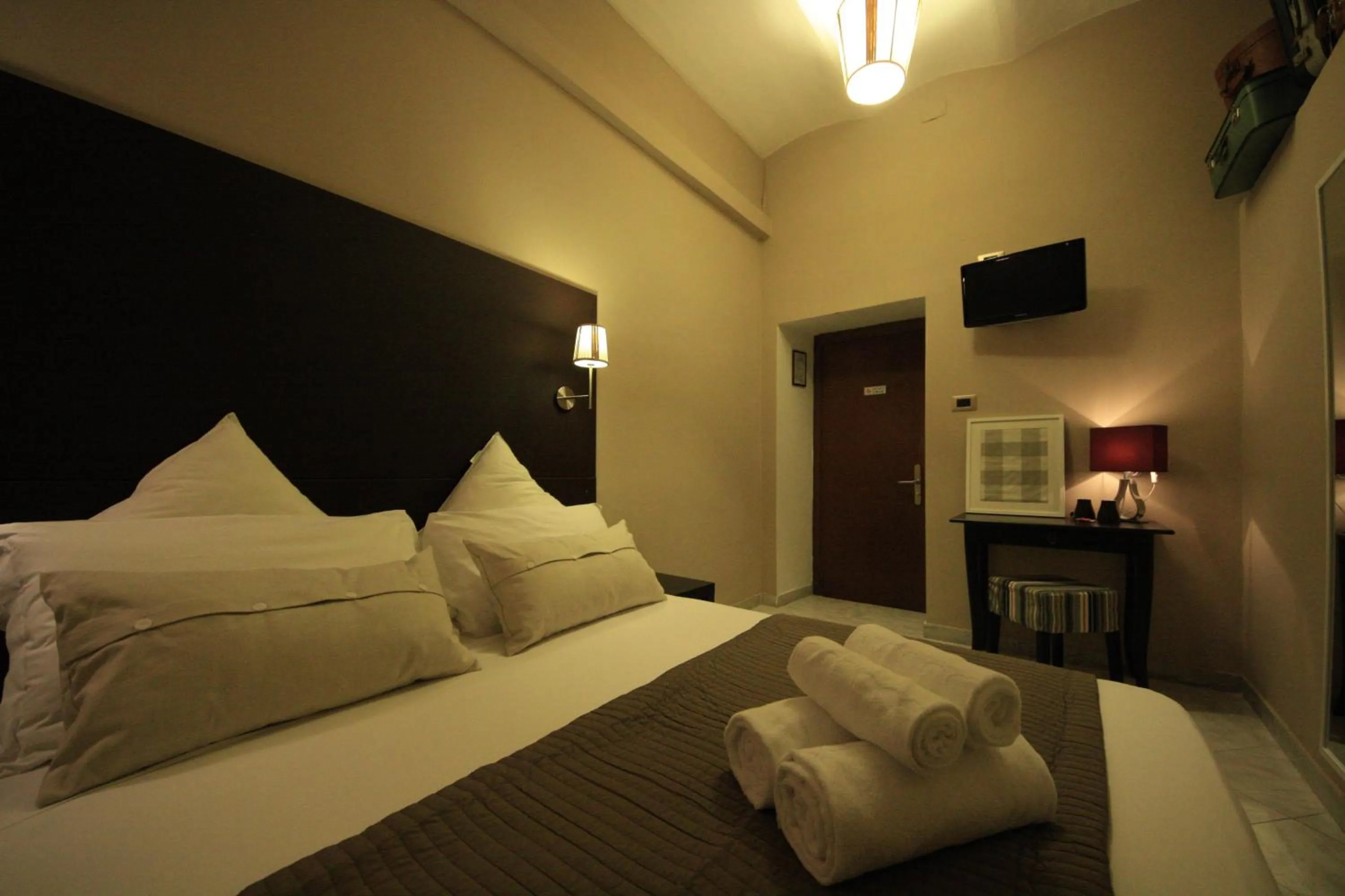 Photo of the whole room, Bed in Hotel Felice