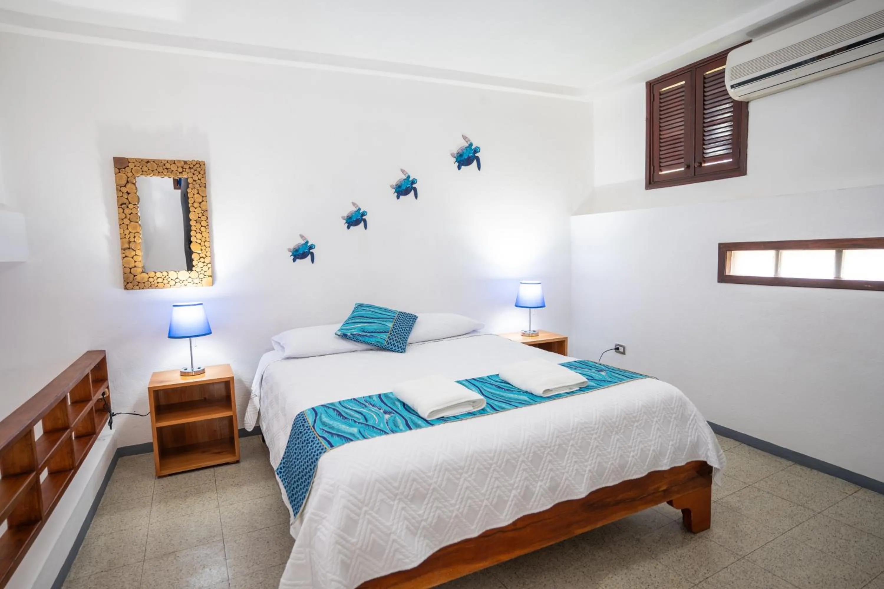 Bed in Maidith Galapagos Inn