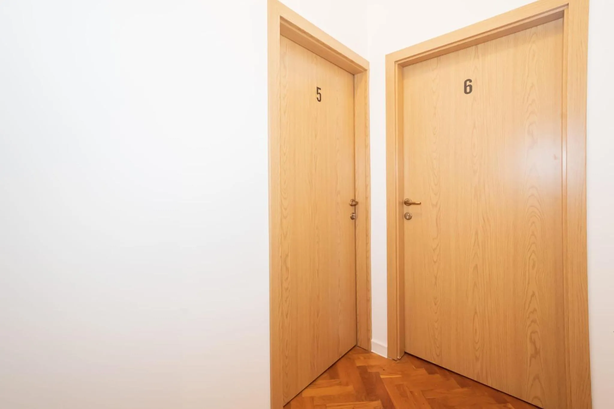 Area and facilities in Hostel Old School