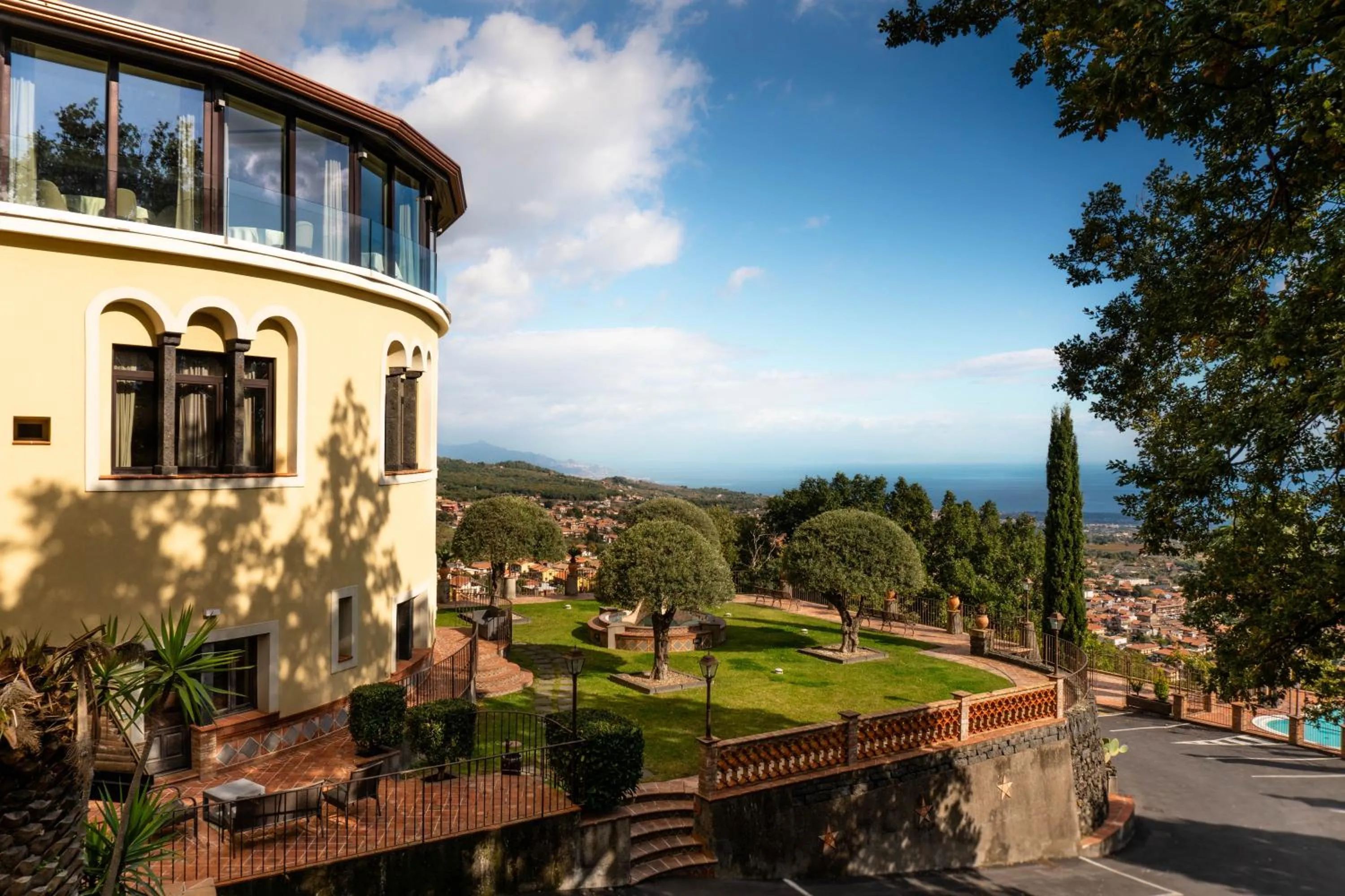 Property building in Airone Wellness Hotel