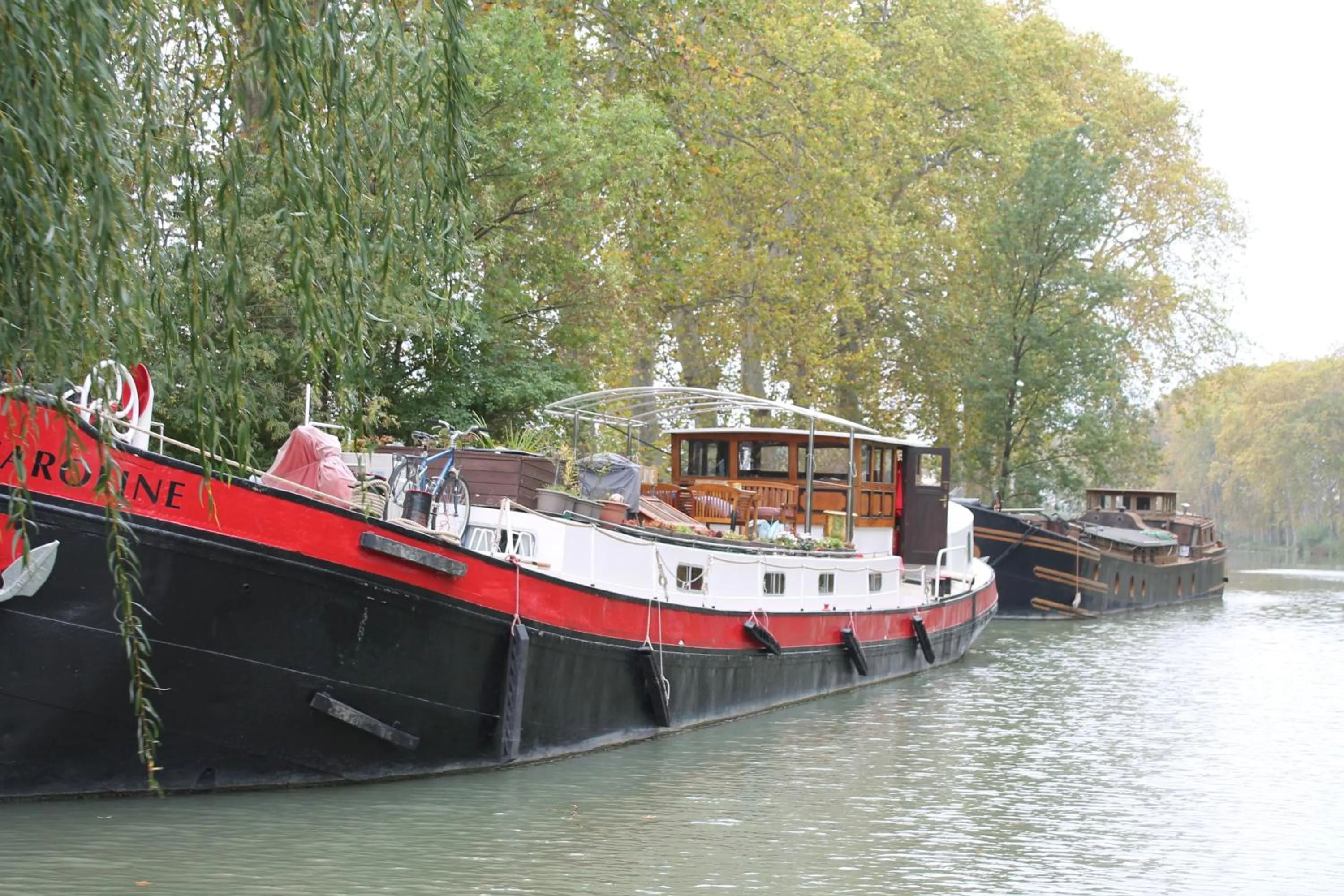 Area and facilities in La Souqueto