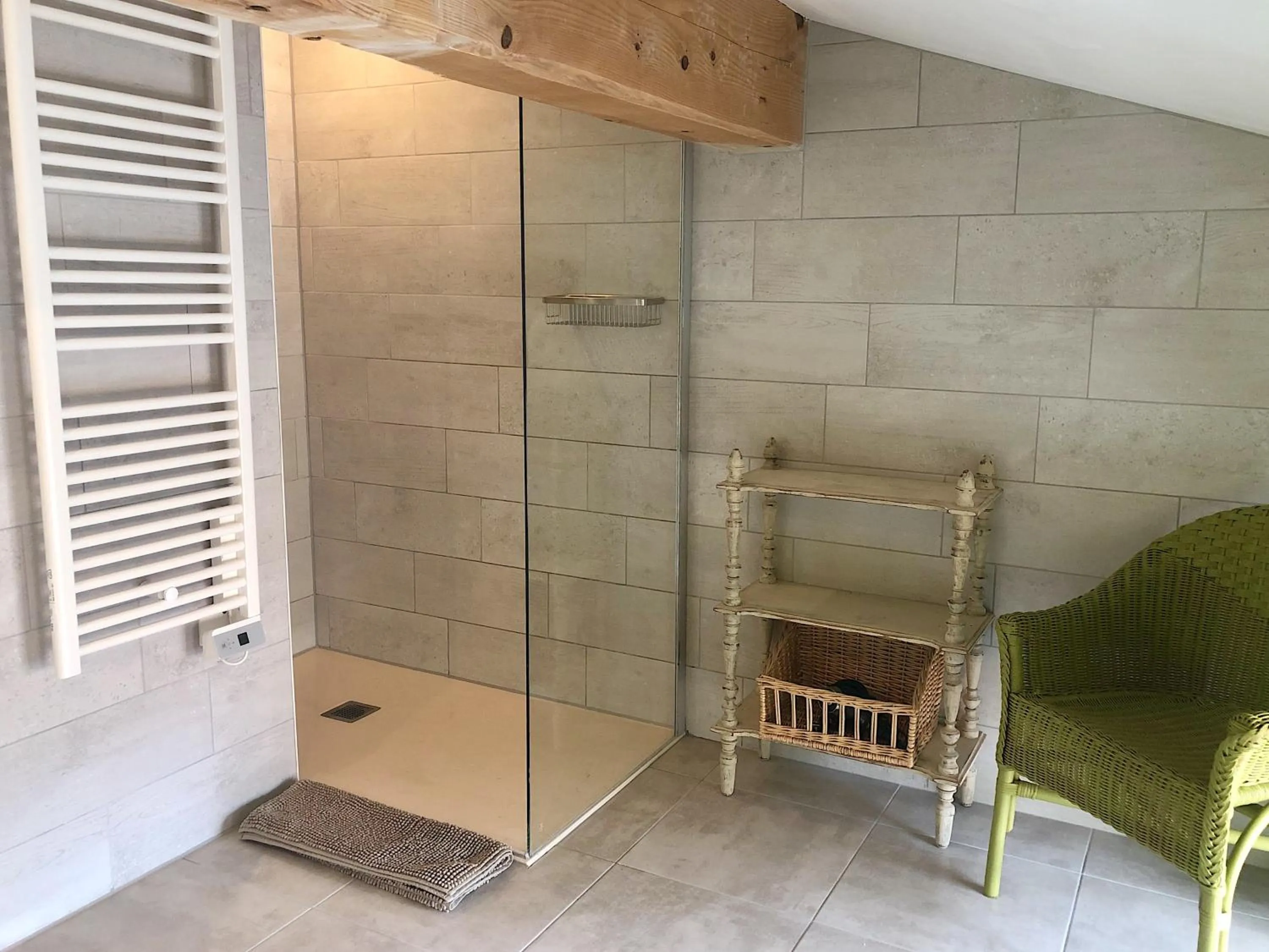 Shower in La Souqueto