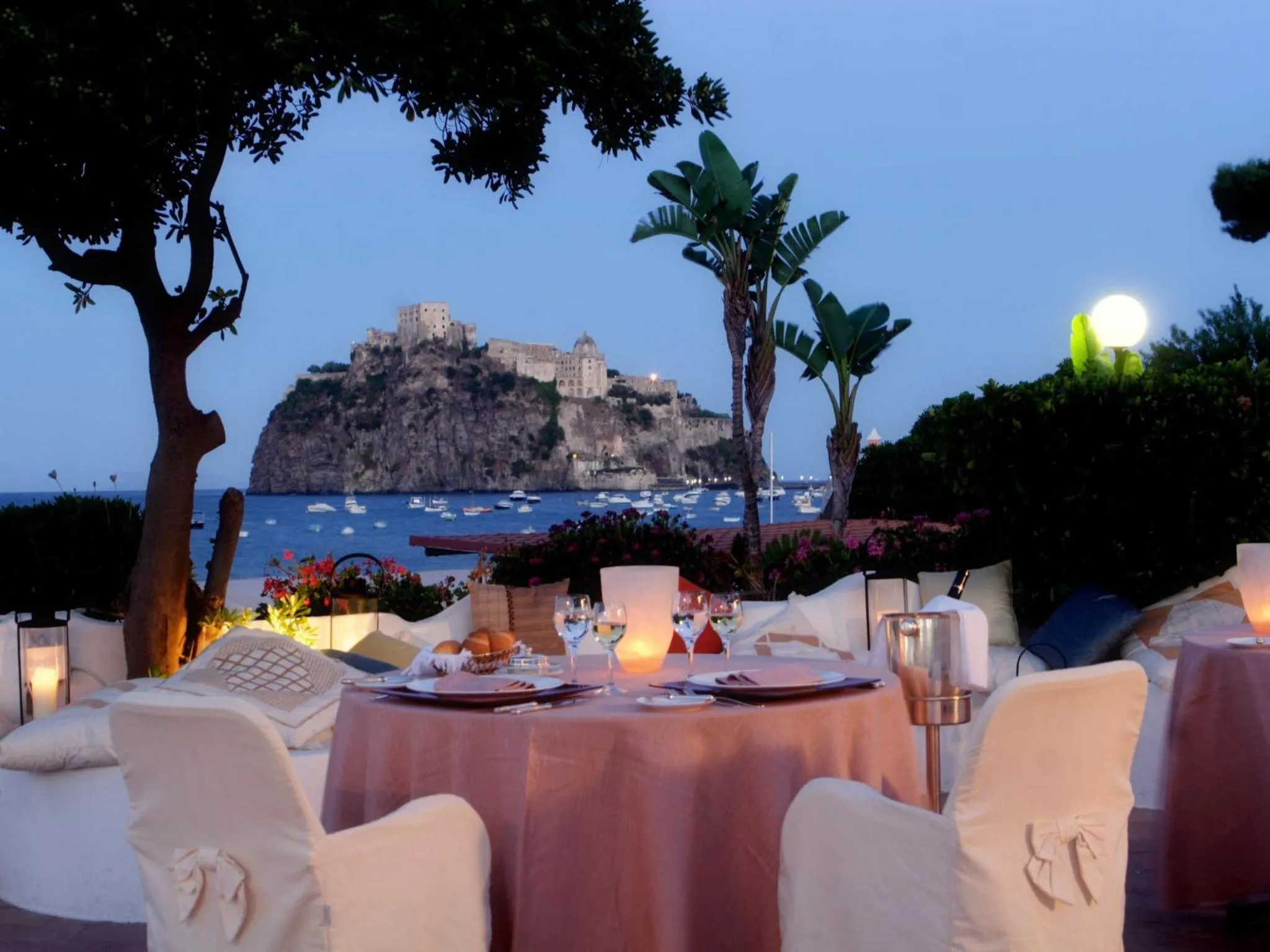 Restaurant/places to eat in Punta Molino Beach Resort & Thermal Spa