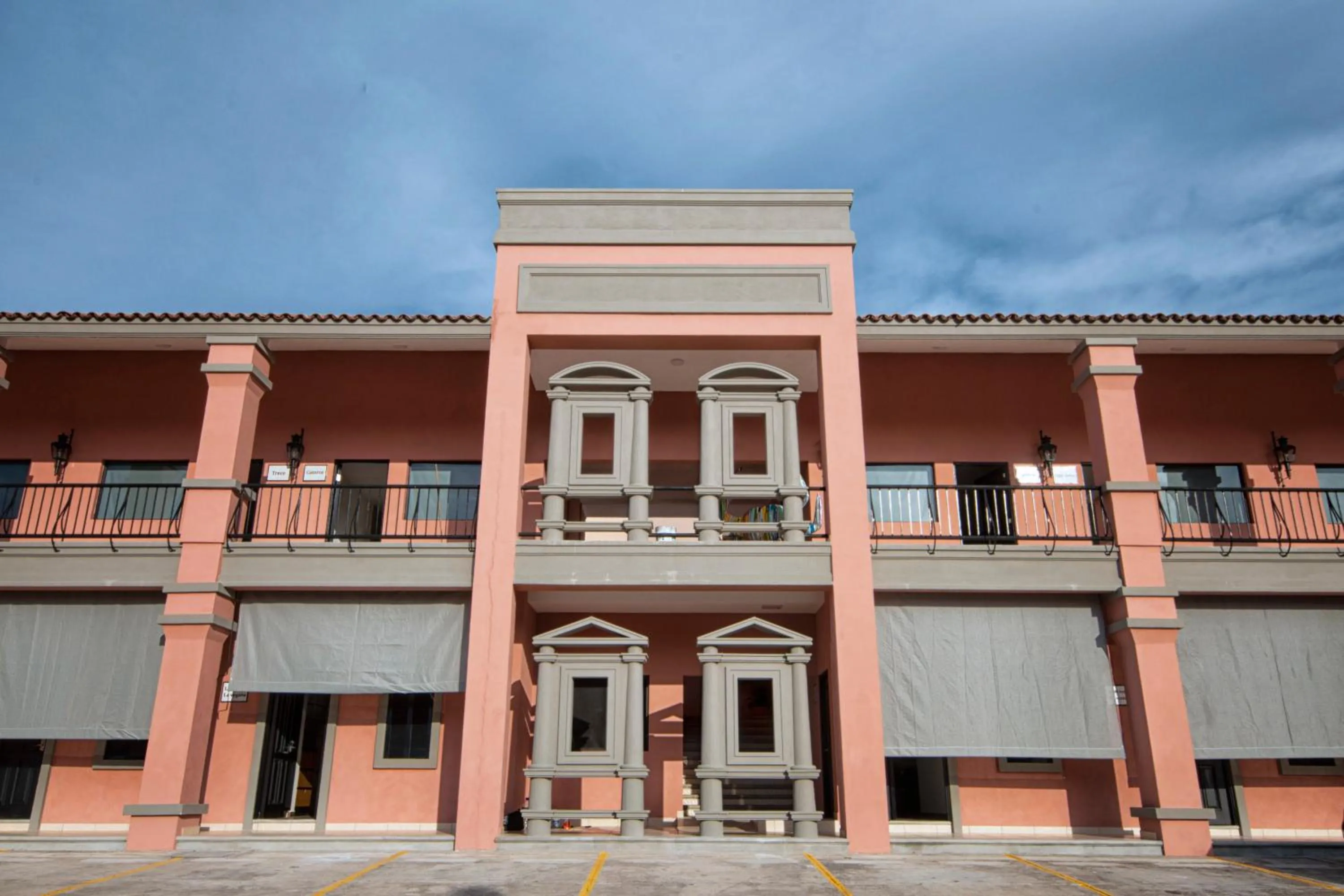 Property building in Casa Bruna Luxury Lofts