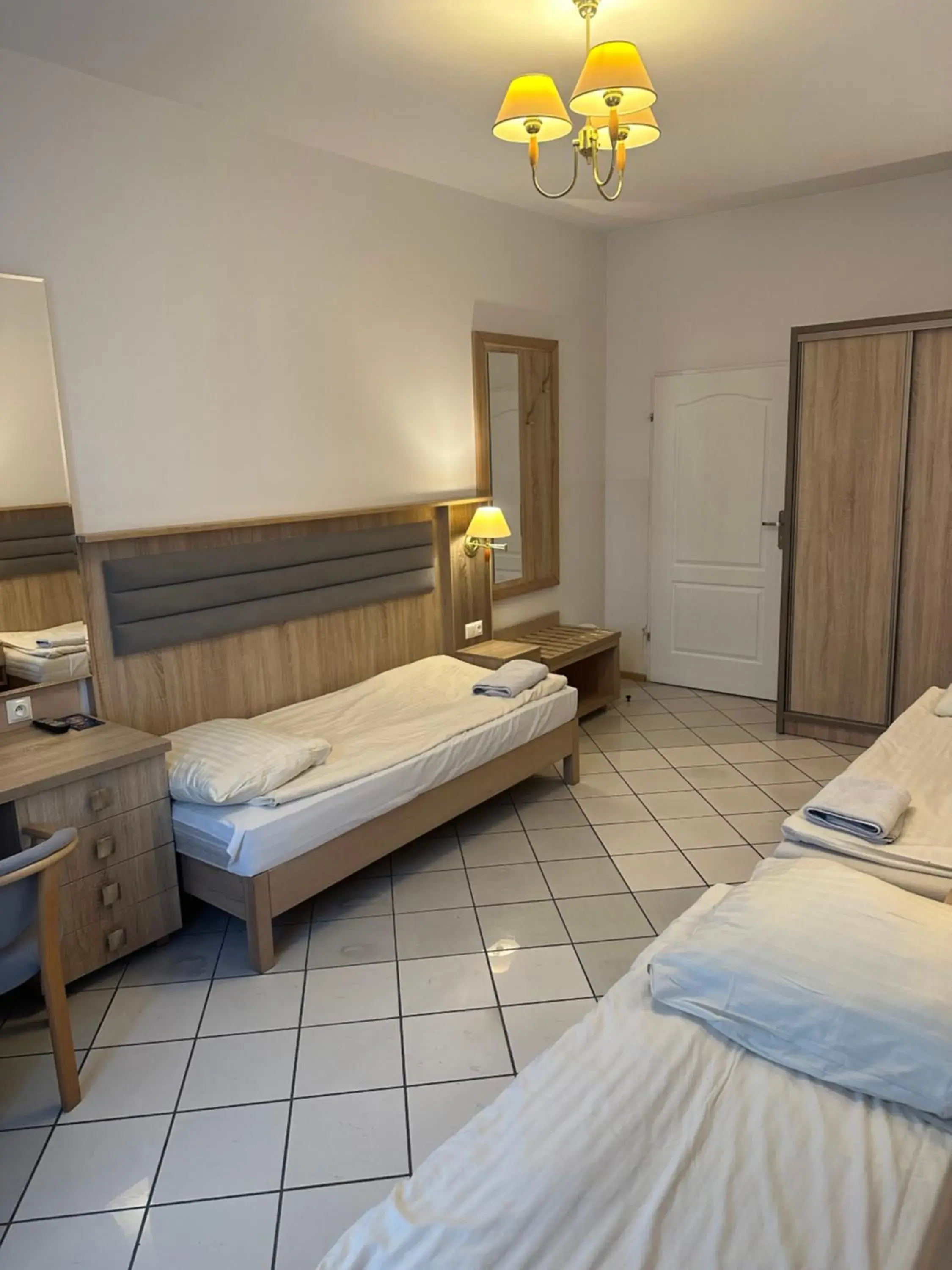 Double Room with Shared Bathroom - single occupancy in Lotos Double Room with Shared Bathroom - single occupancy in Lotos