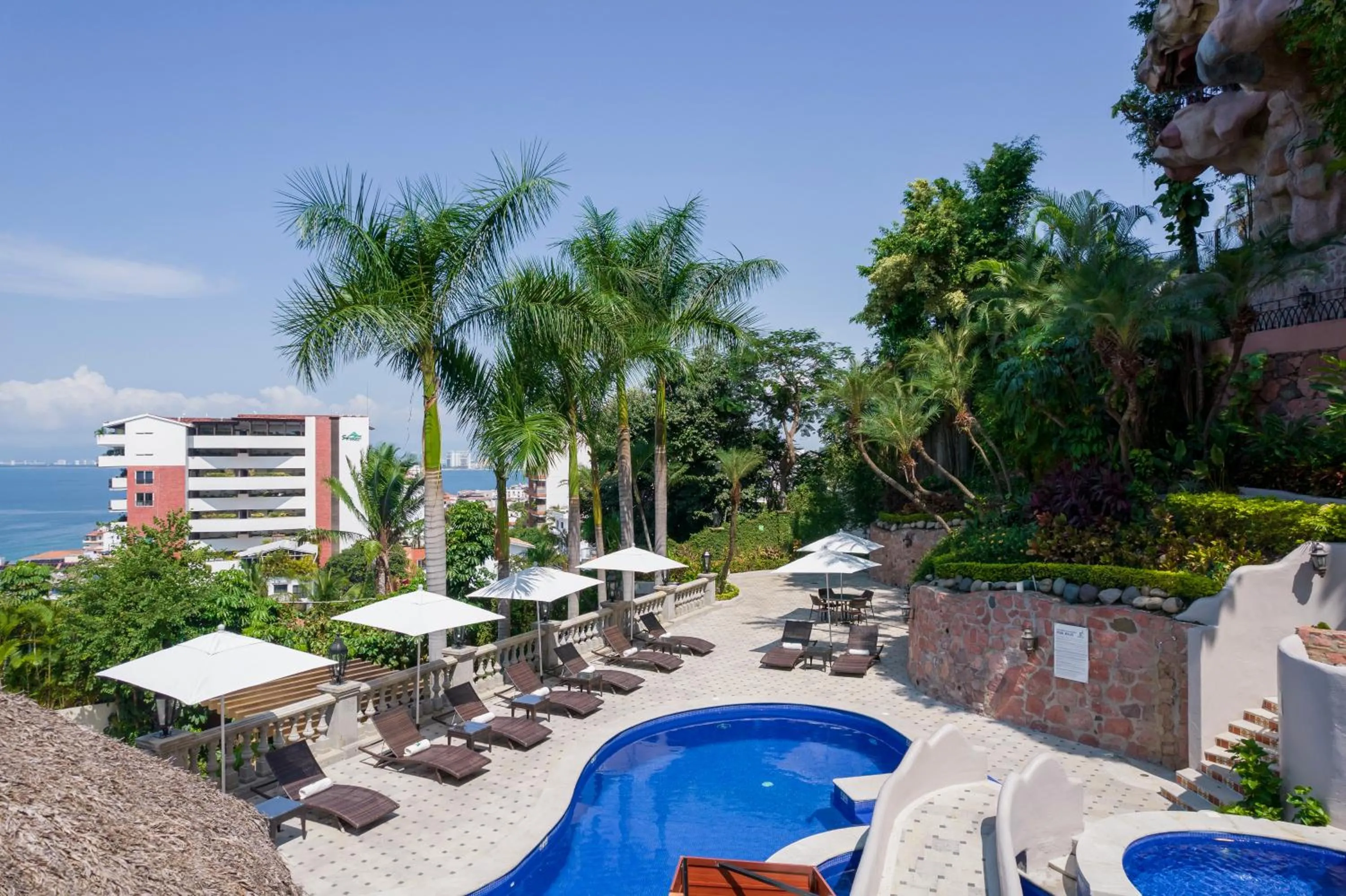 Swimming pool in Marcela Resort & Spa