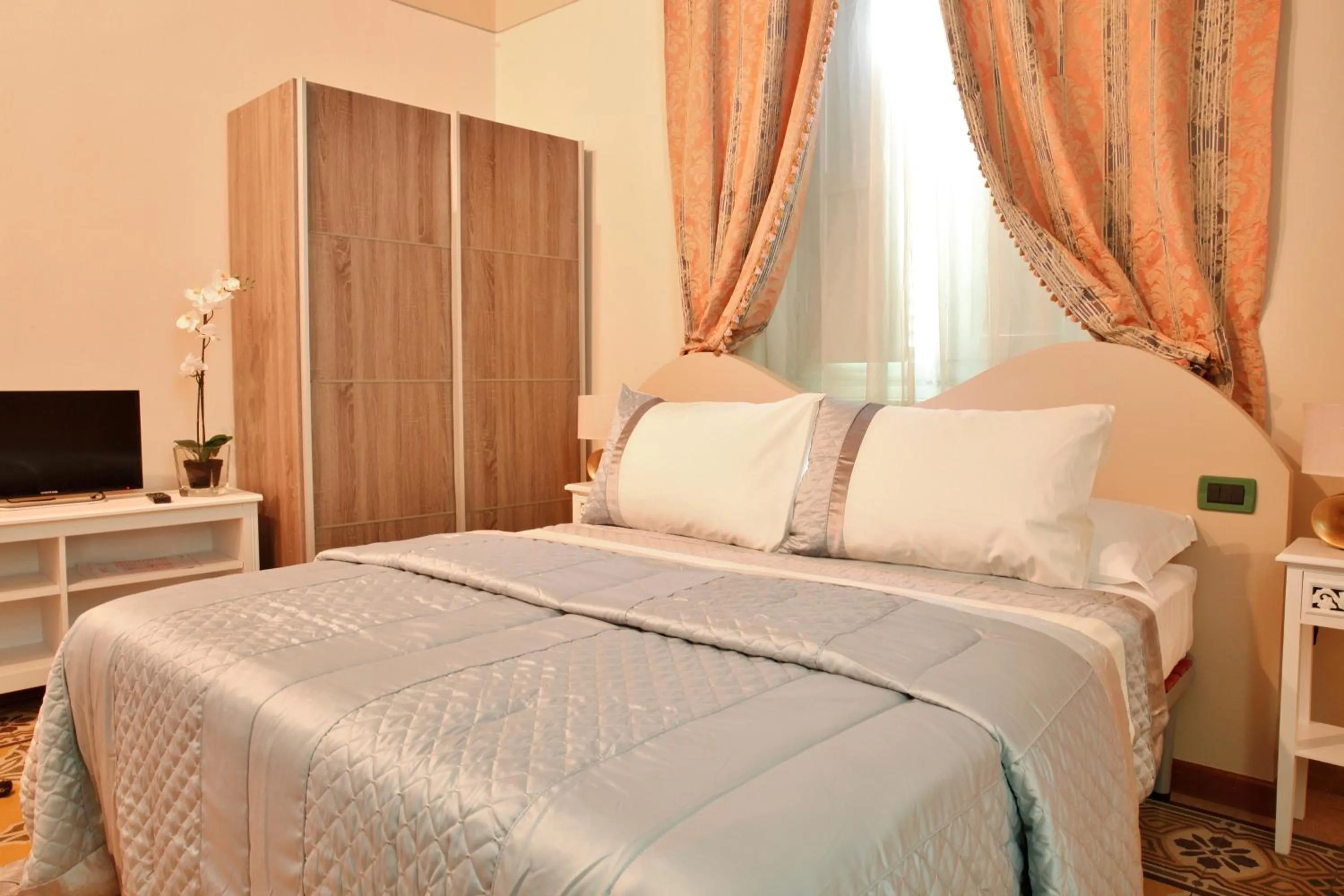 Bed in Lucca Relais
