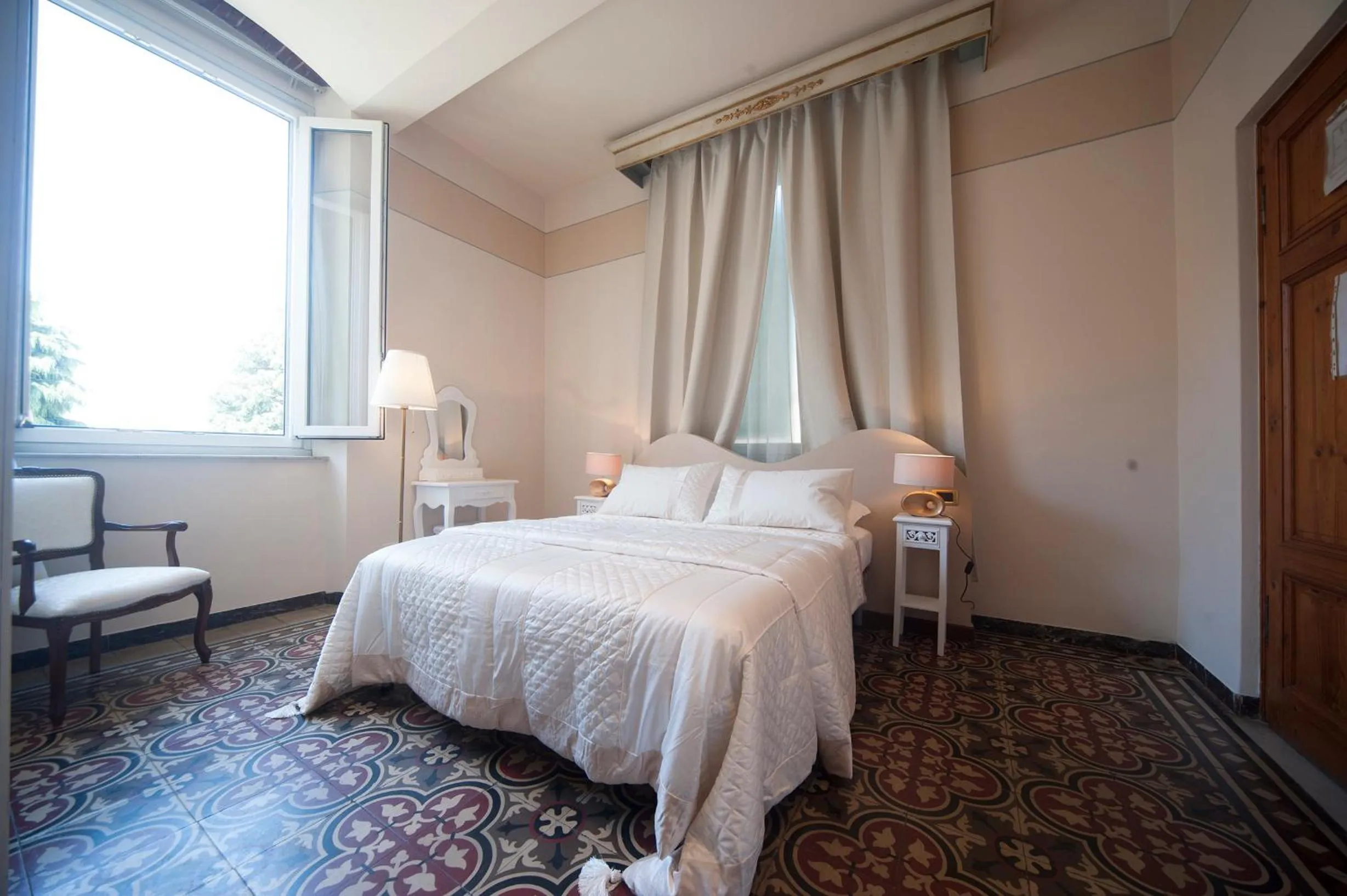 Bed in Lucca Relais