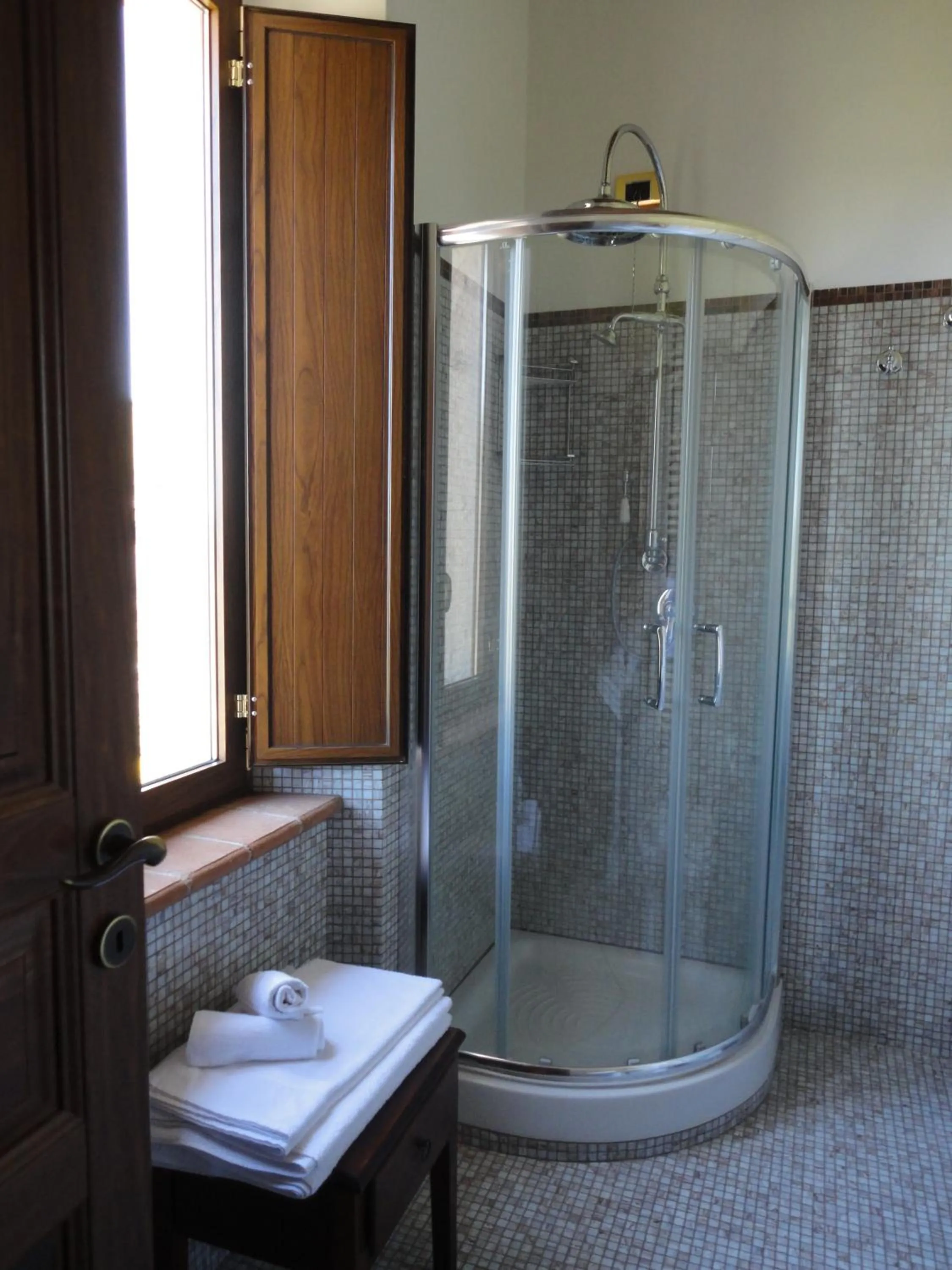 Bathroom in Castello Izzalini Todi Resort