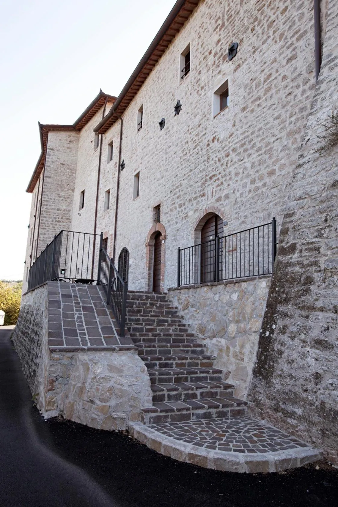 Decorative detail in Castello Izzalini Todi Resort