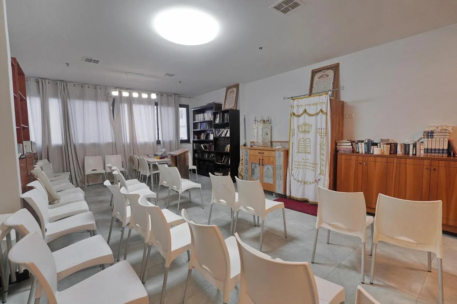 Banquet/Function facilities in Haifa Tower Hotel - מלון מגדל חיפה