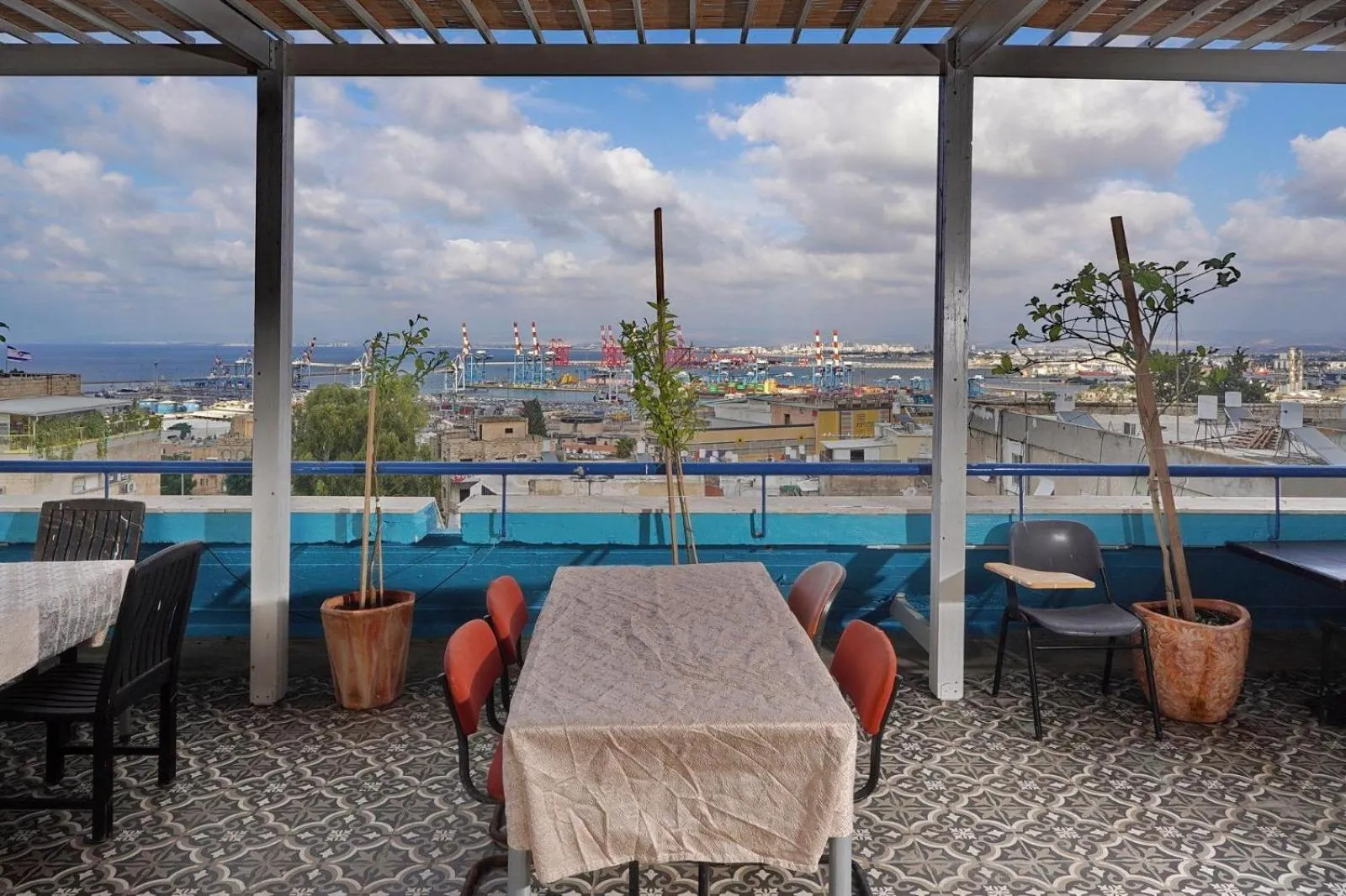 Natural landscape in Haifa Tower Hotel - מלון מגדל חיפה