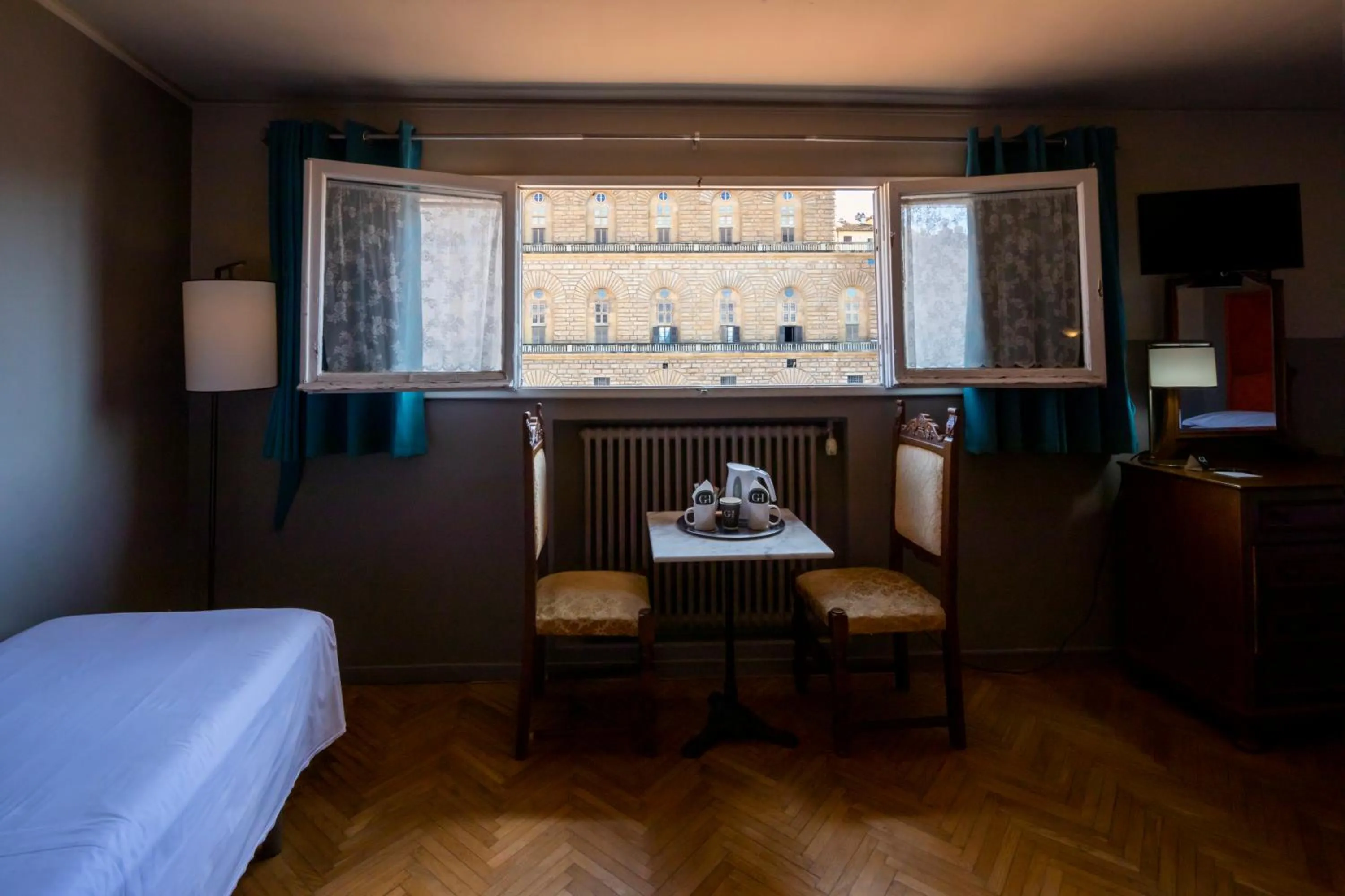 Photo of the whole room, Bed in Boboli Living
