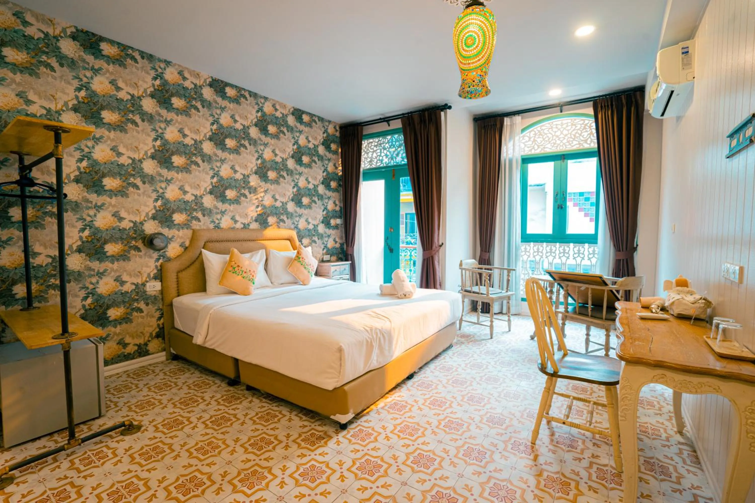 Bed in Si Phum Heritage Boutique, Chiang Mai