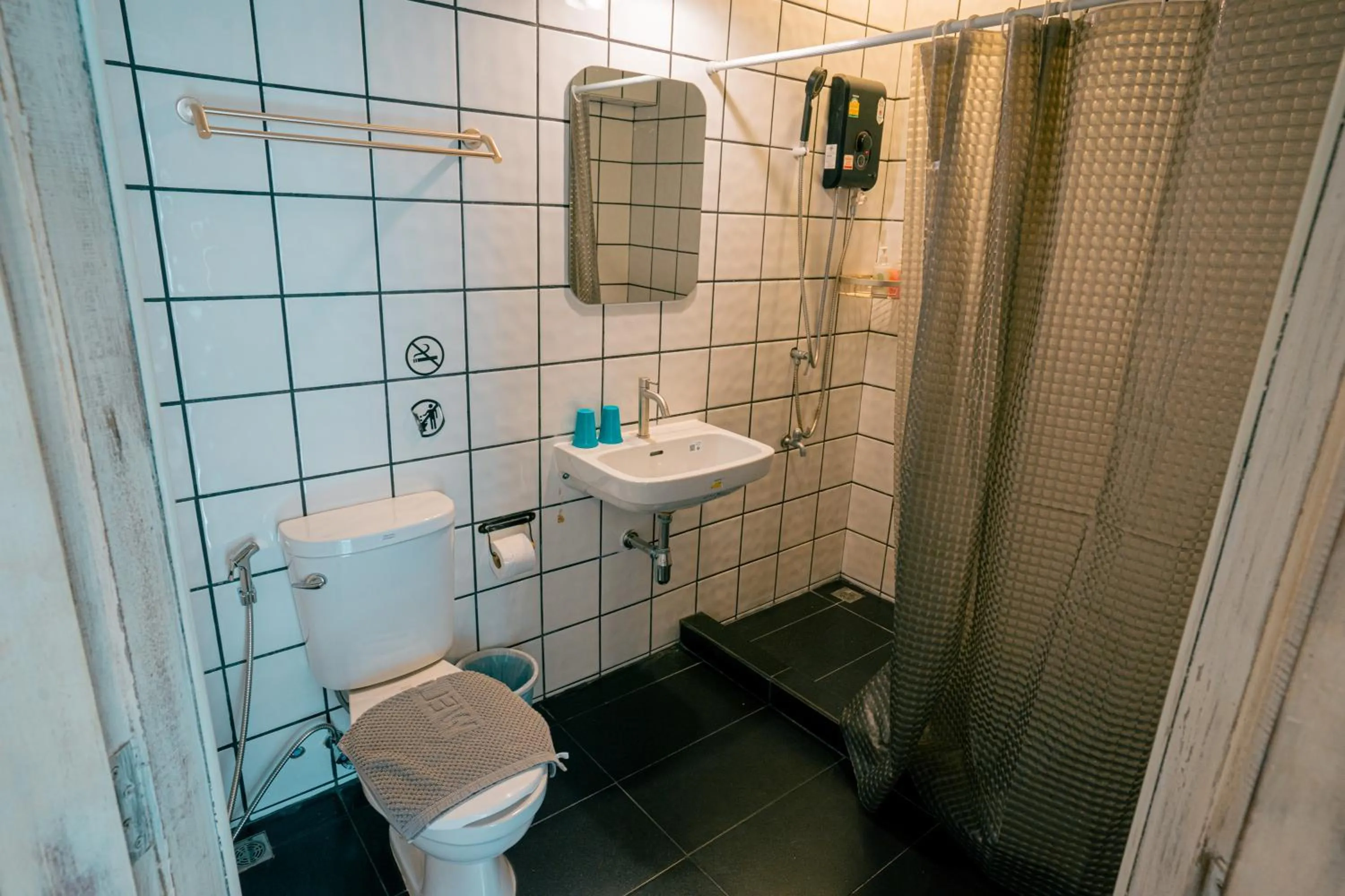 Toilet in Si Phum Heritage Boutique, Chiang Mai