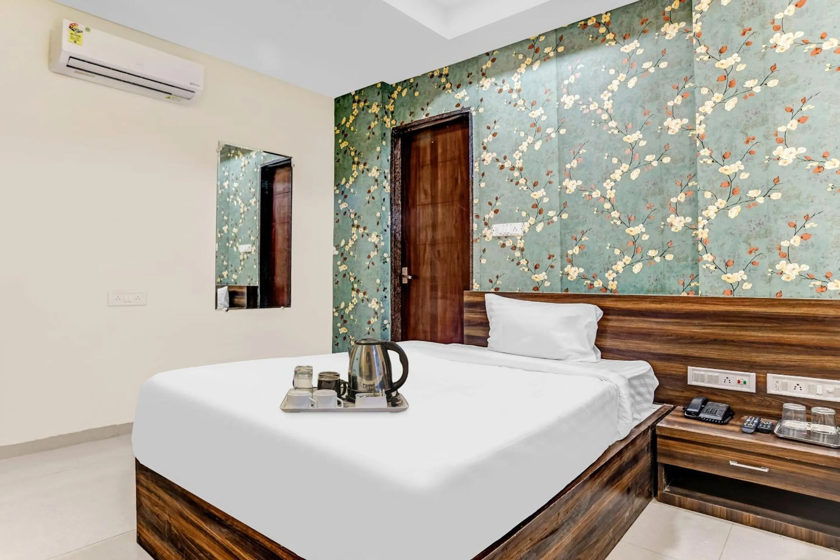 Bedroom, Bed in Townhouse Veena Nagar Bus Terminal Formerly Hotel Chandragupta