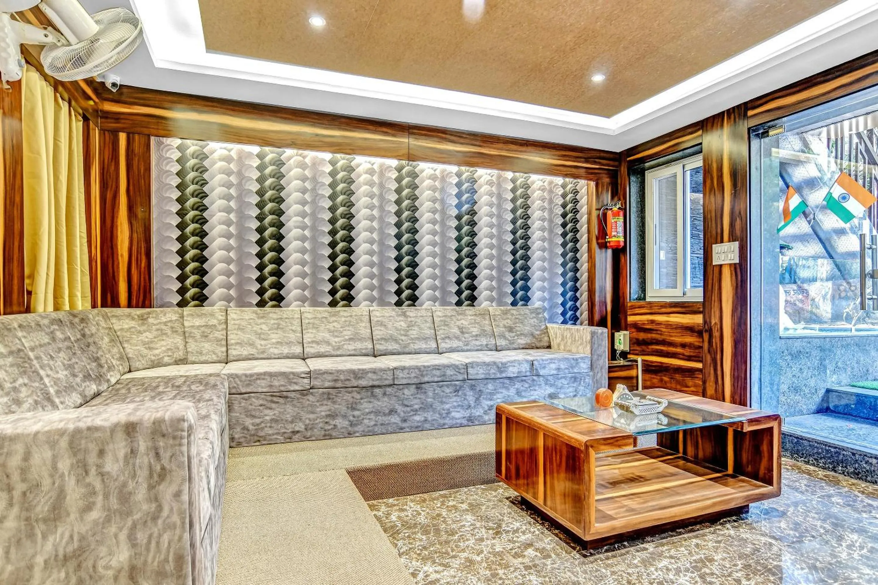 Lobby or reception in Townhouse Veena Nagar Bus Terminal Formerly Hotel Chandragupta