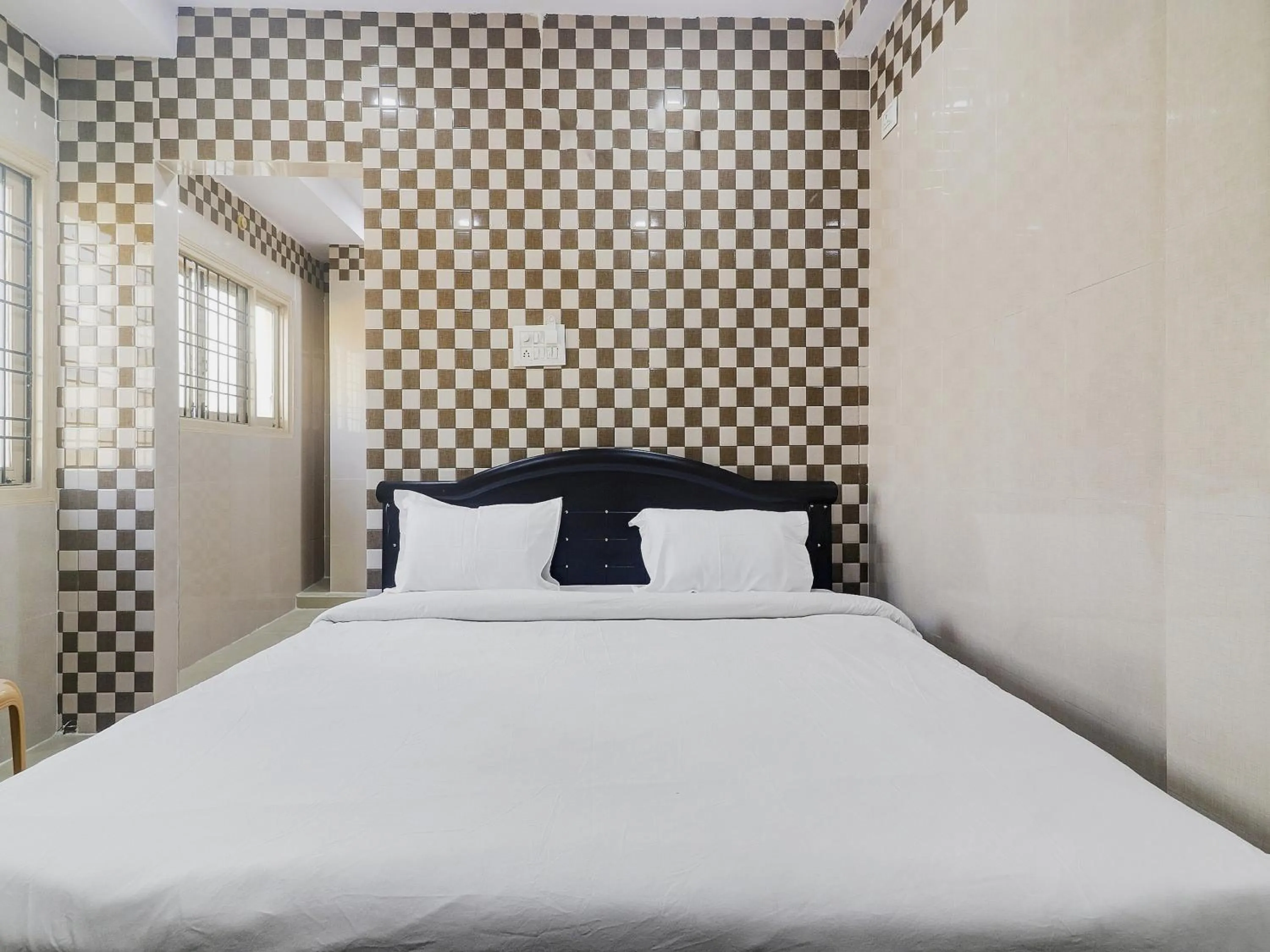 Bedroom, Bed in Hotel O Aroma Classic Near Nampally Railway station