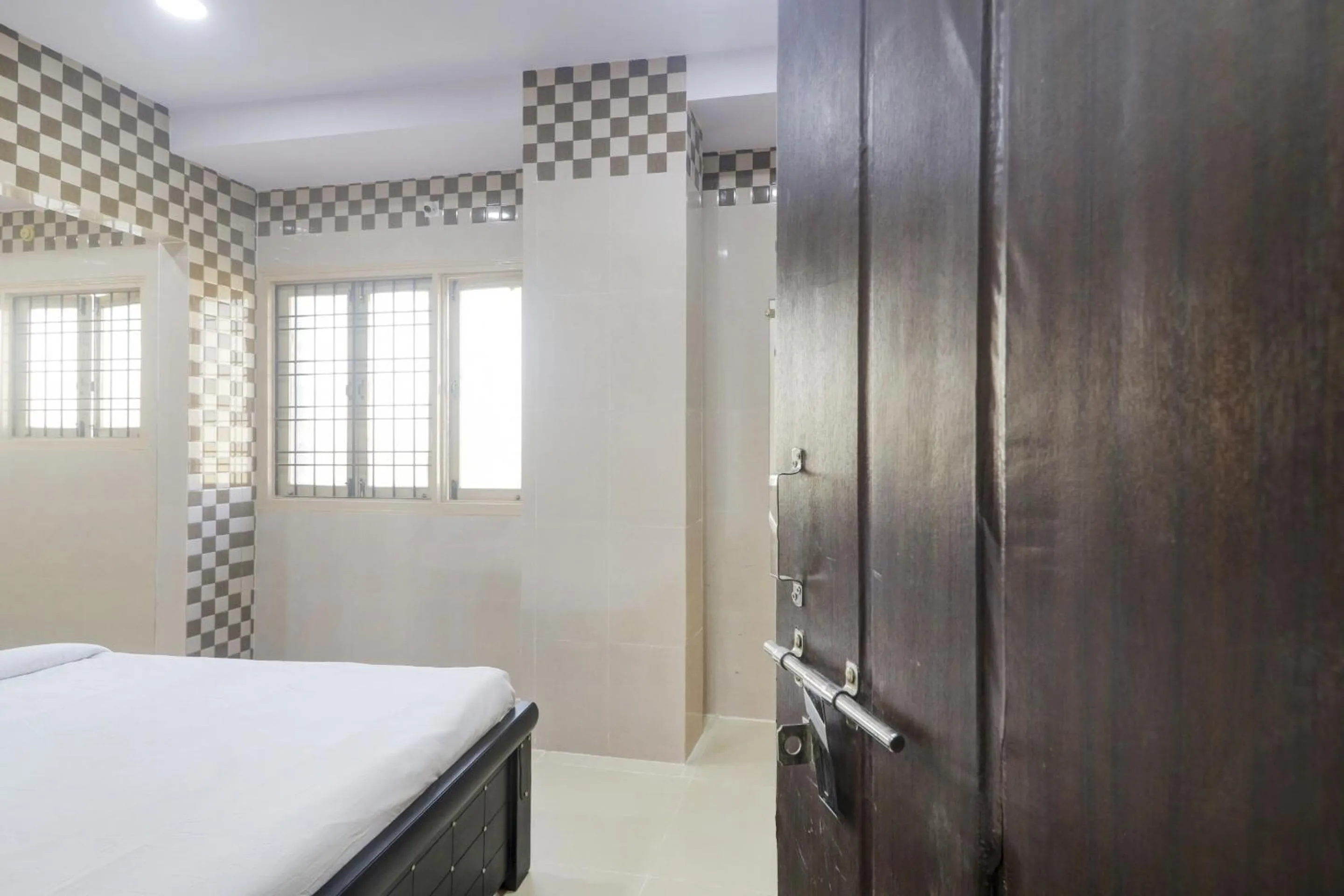 Bedroom, Bed in Hotel O Aroma Classic Near Nampally Railway station
