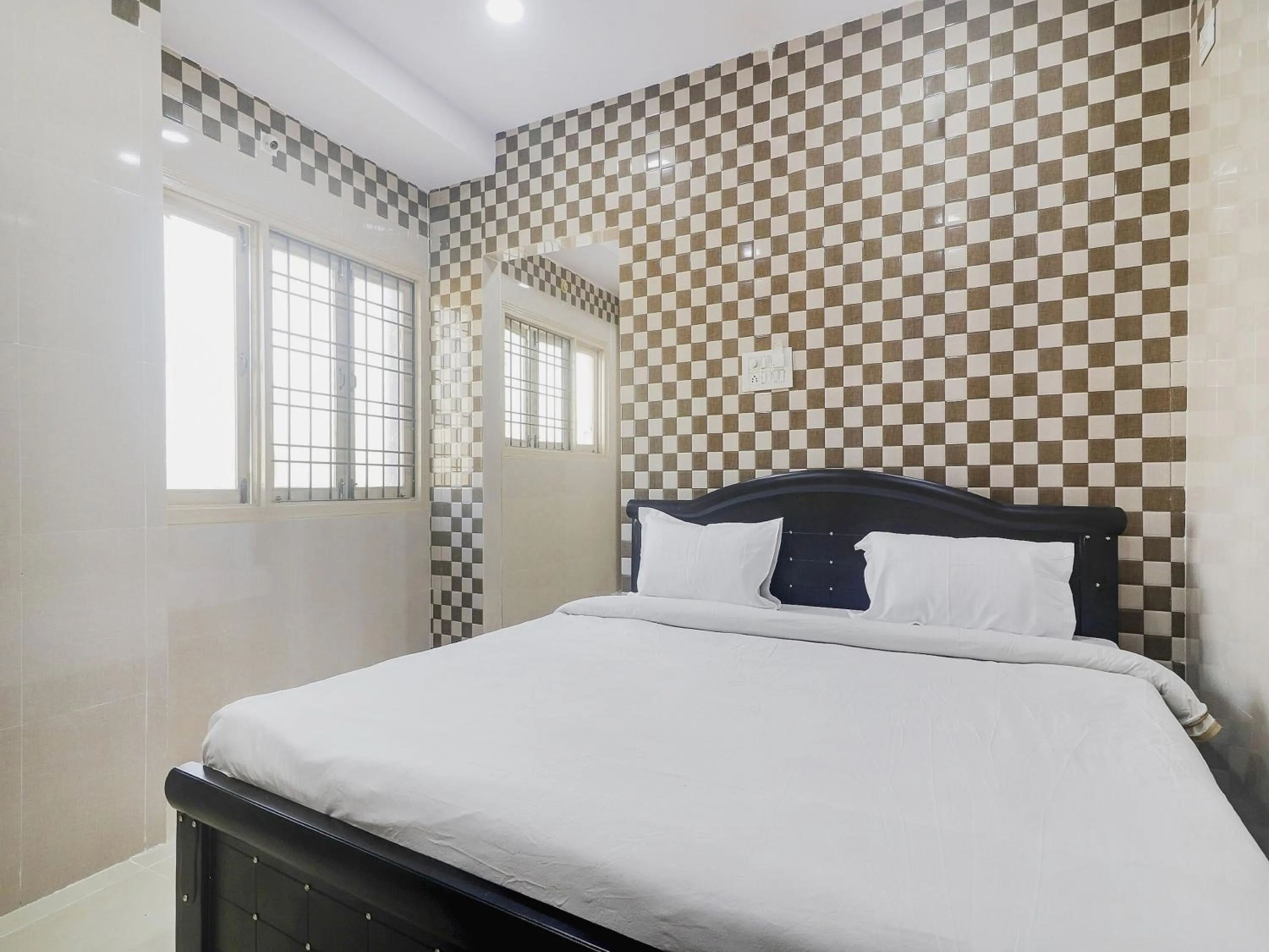 Bedroom, Bed in Hotel O Aroma Classic Near Nampally Railway station