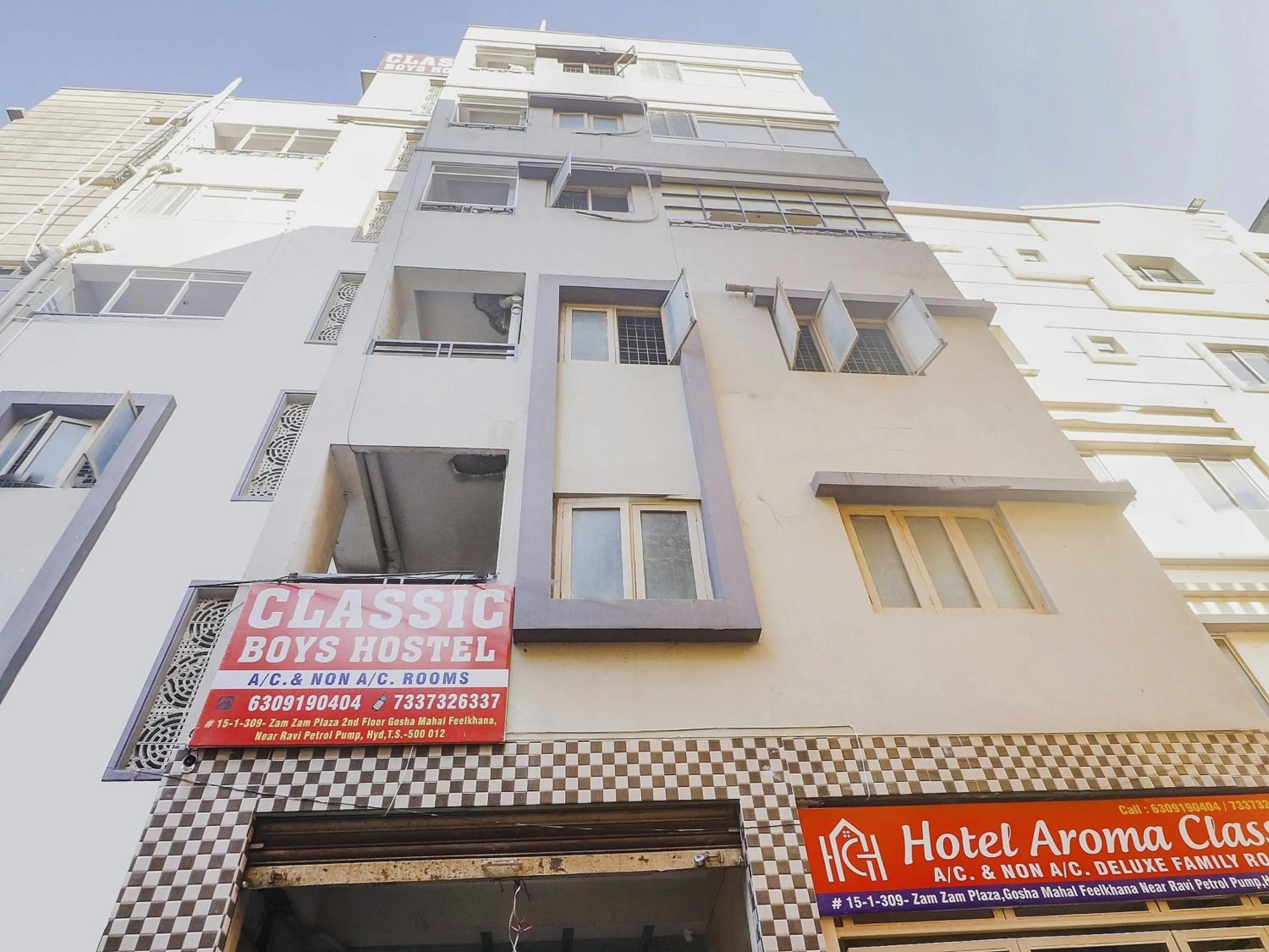 Facade/entrance in Hotel O Aroma Classic Near Nampally Railway station